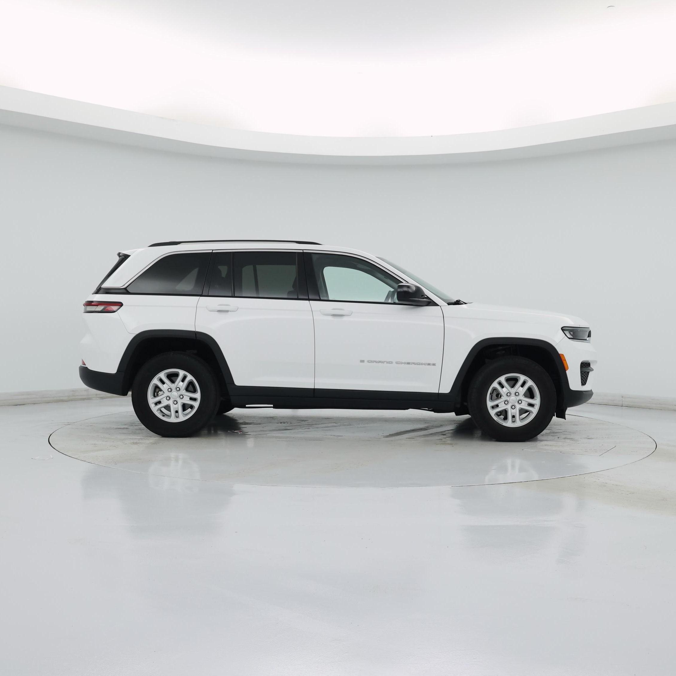 Thumbnail: 2023 Jeep Grand Cherokee - 7