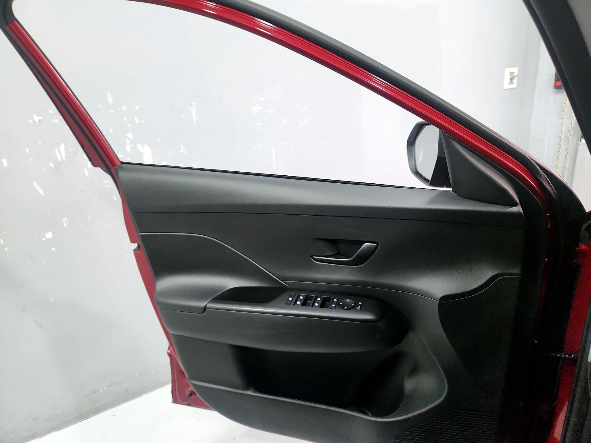 Thumbnail: 2025 Hyundai Kona - 12