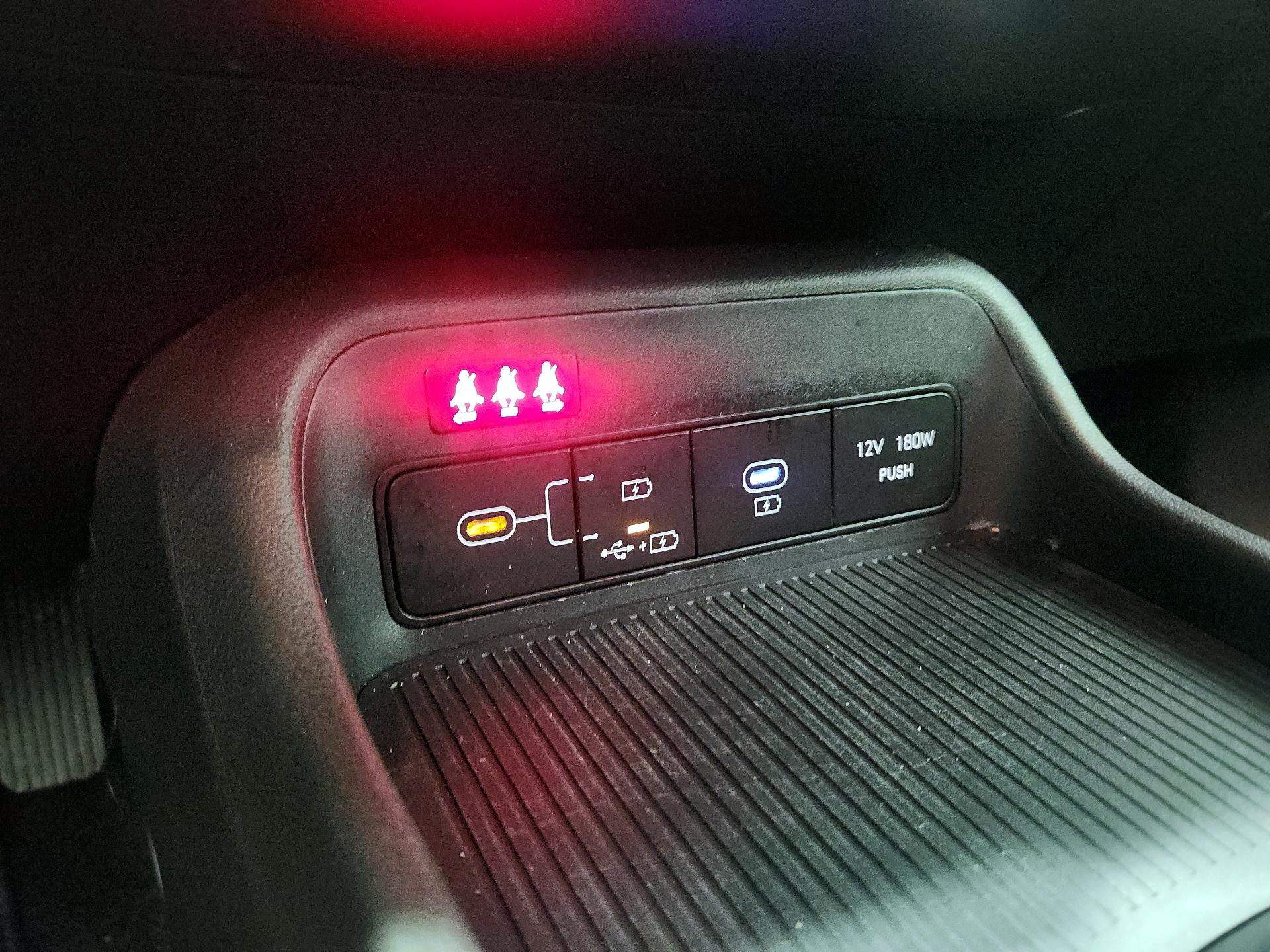 Thumbnail: 2025 Hyundai Kona - 18