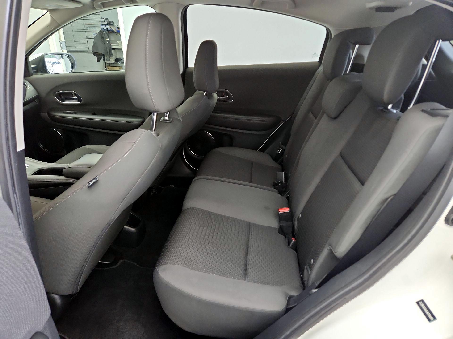 Thumbnail: 2020 Honda HR-V - 20