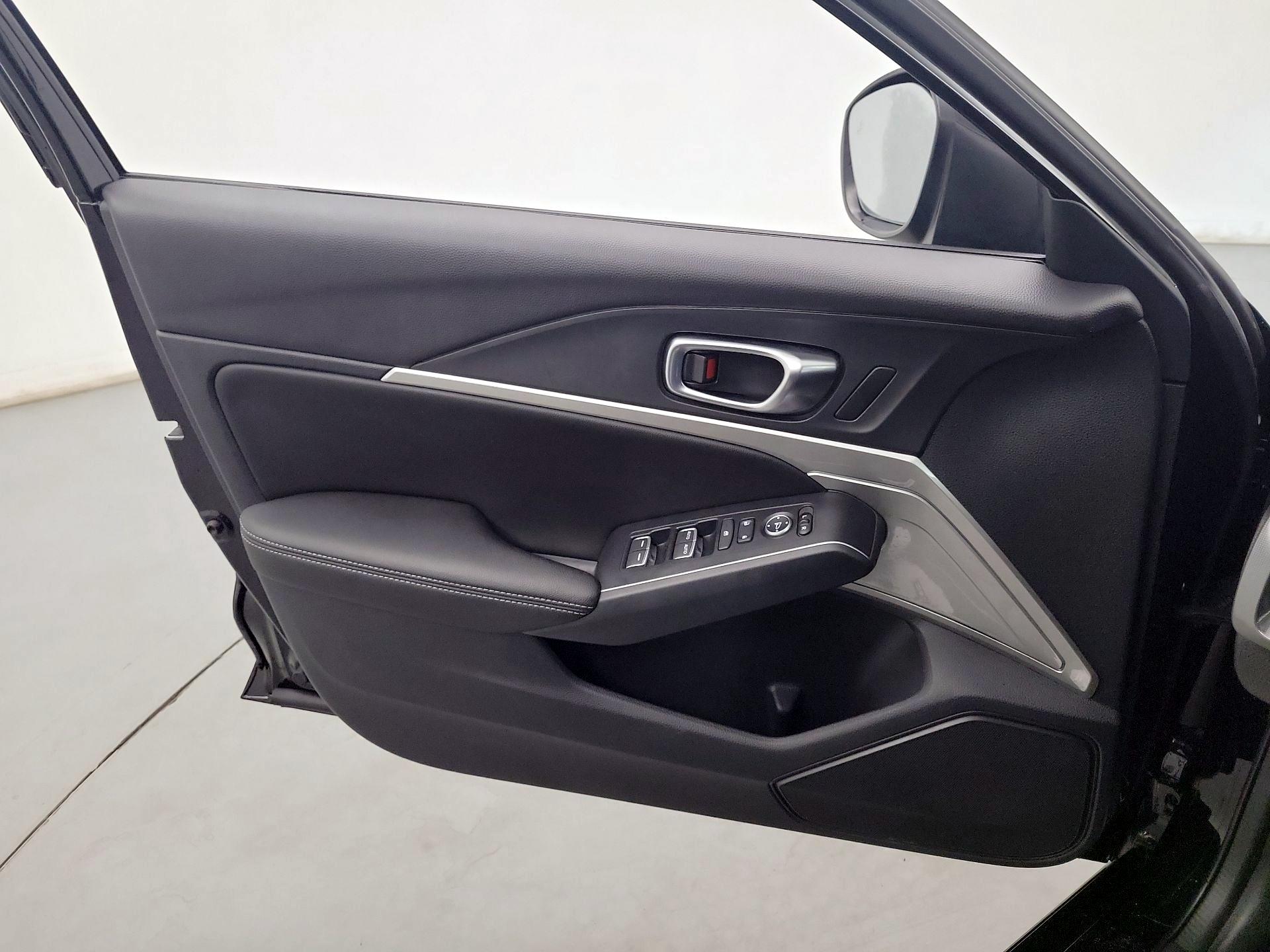 Thumbnail: 2023 Acura Integra - 10