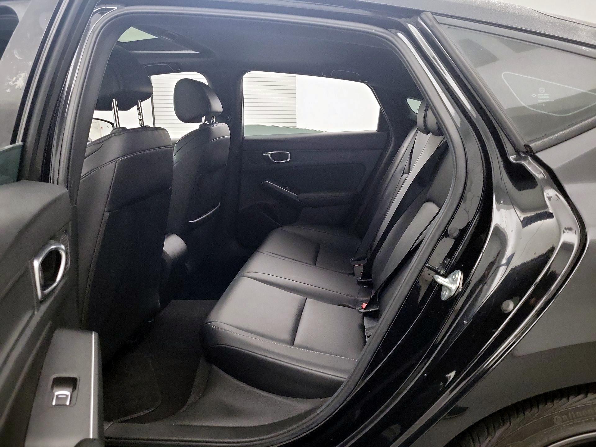 Thumbnail: 2023 Acura Integra - 18