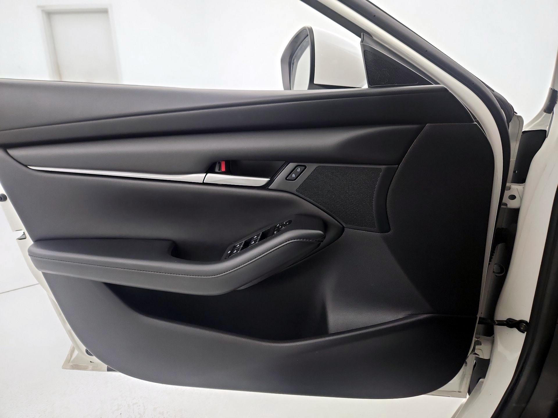 Thumbnail: 2023 Mazda Mazda3 - 12