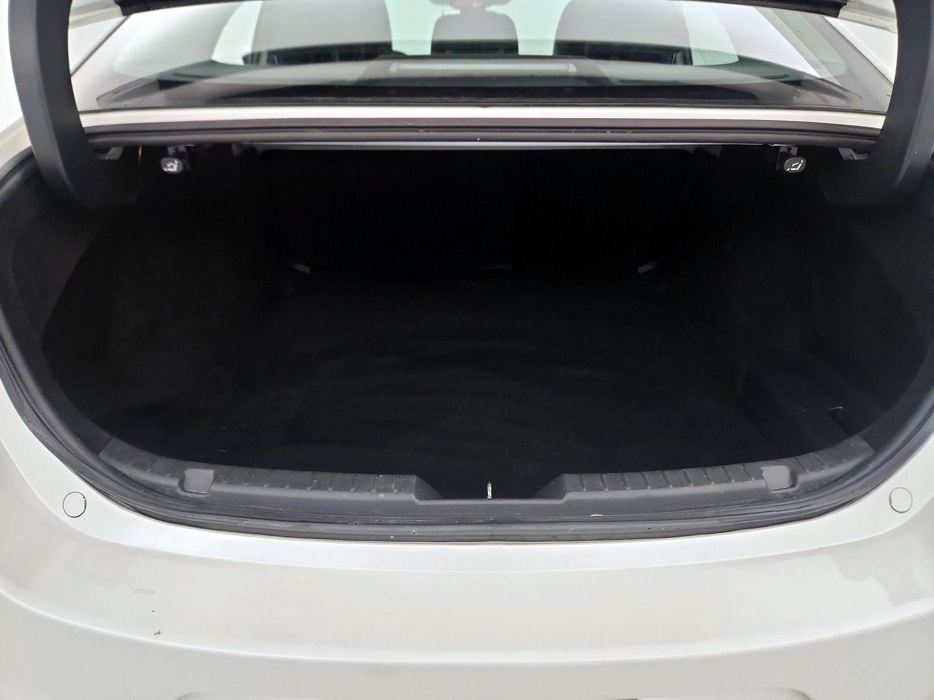 Thumbnail: 2023 Mazda Mazda3 - 20