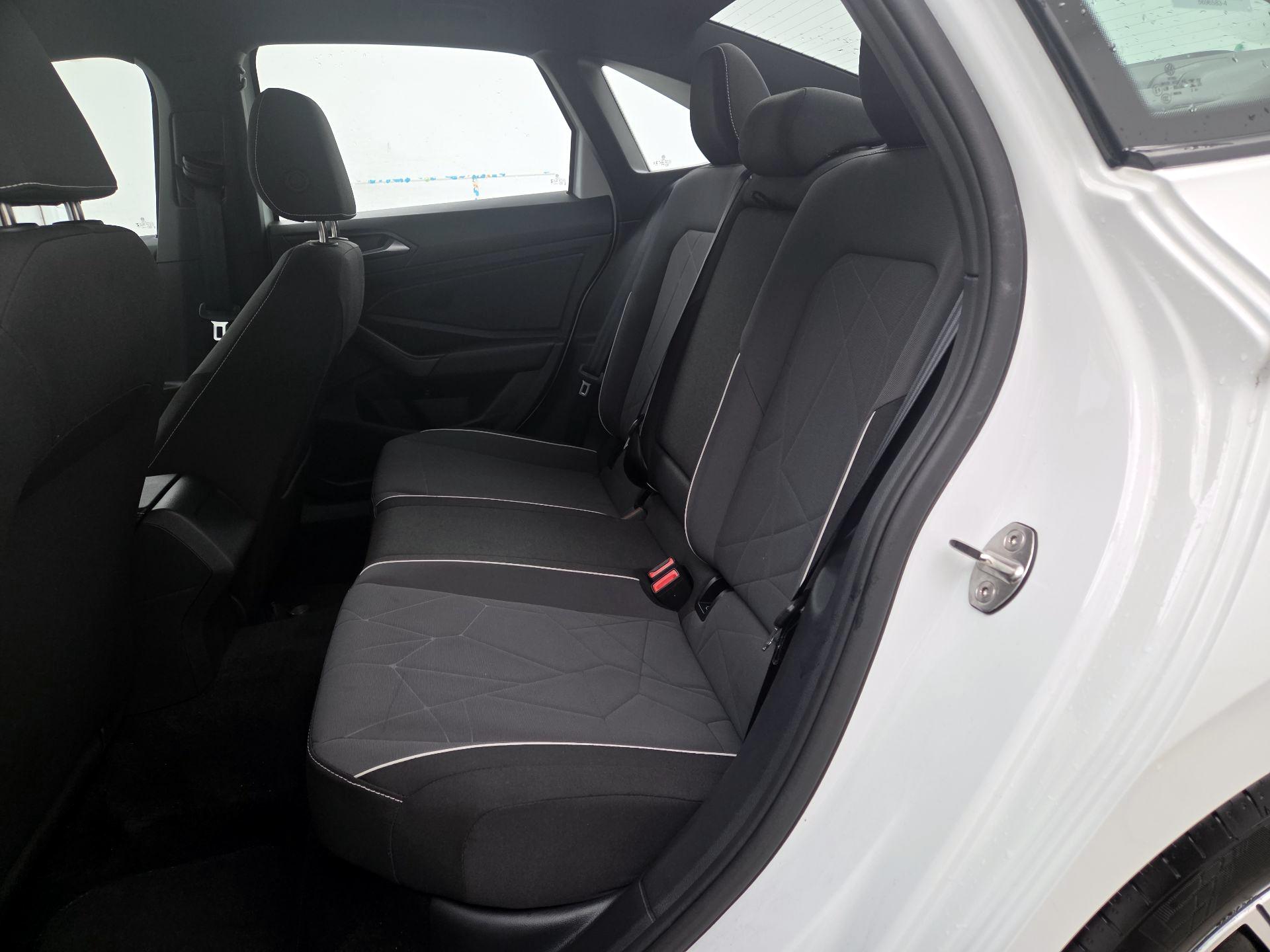 Thumbnail: 2025 Volkswagen Jetta - 19