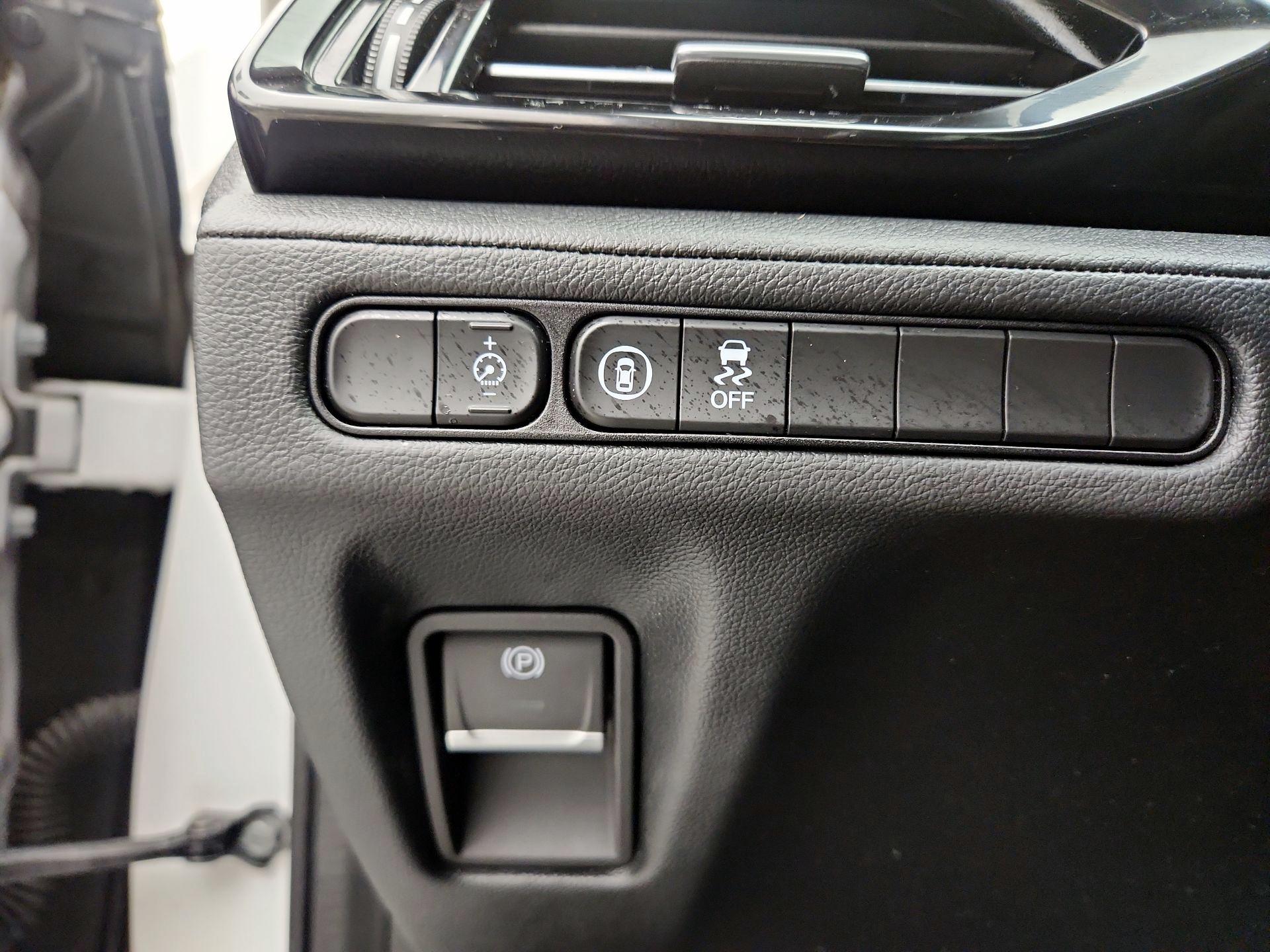 Thumbnail: 2023 Acura MDX - 13