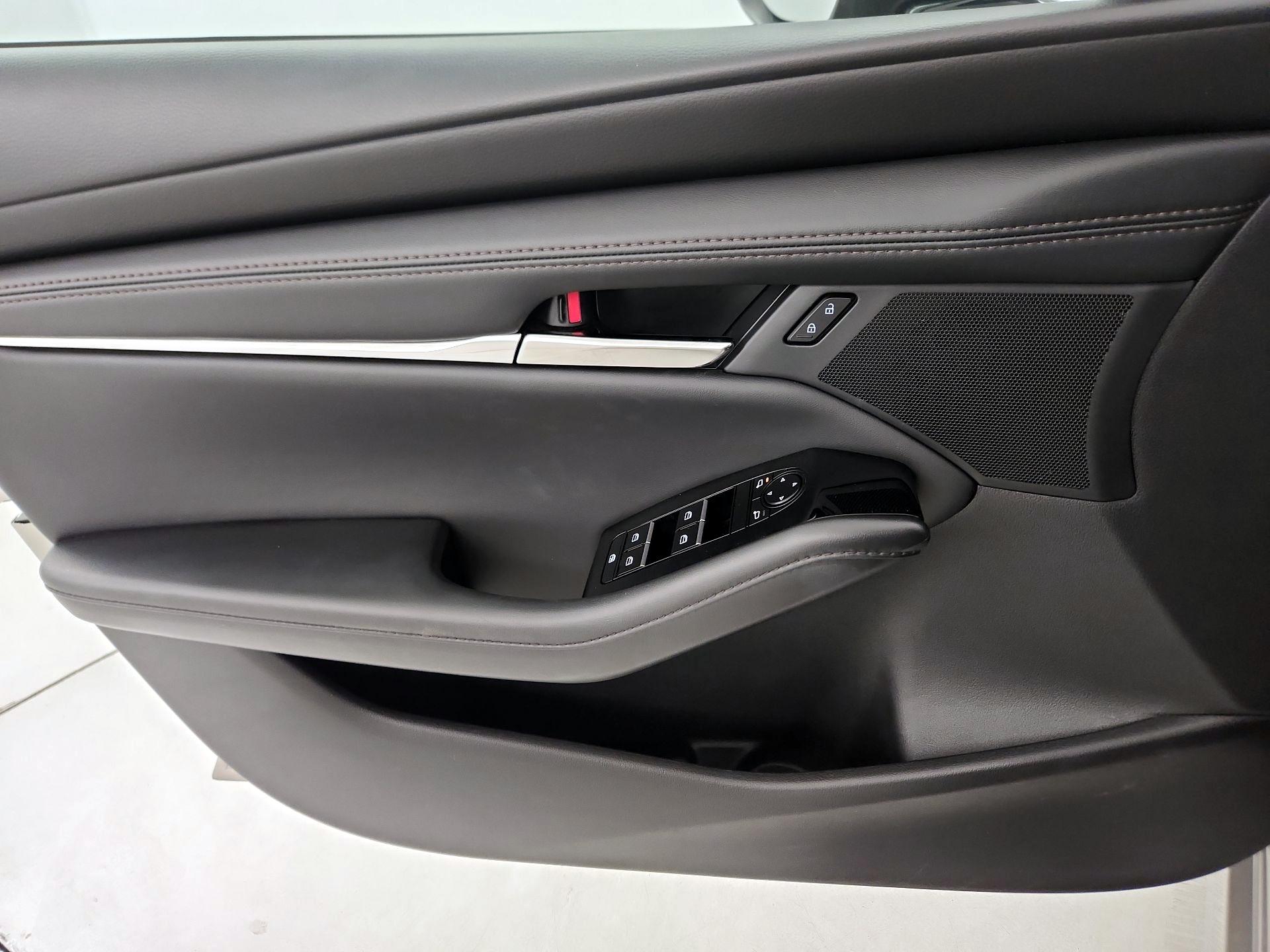 Thumbnail: 2025 Mazda Mazda3 - 12