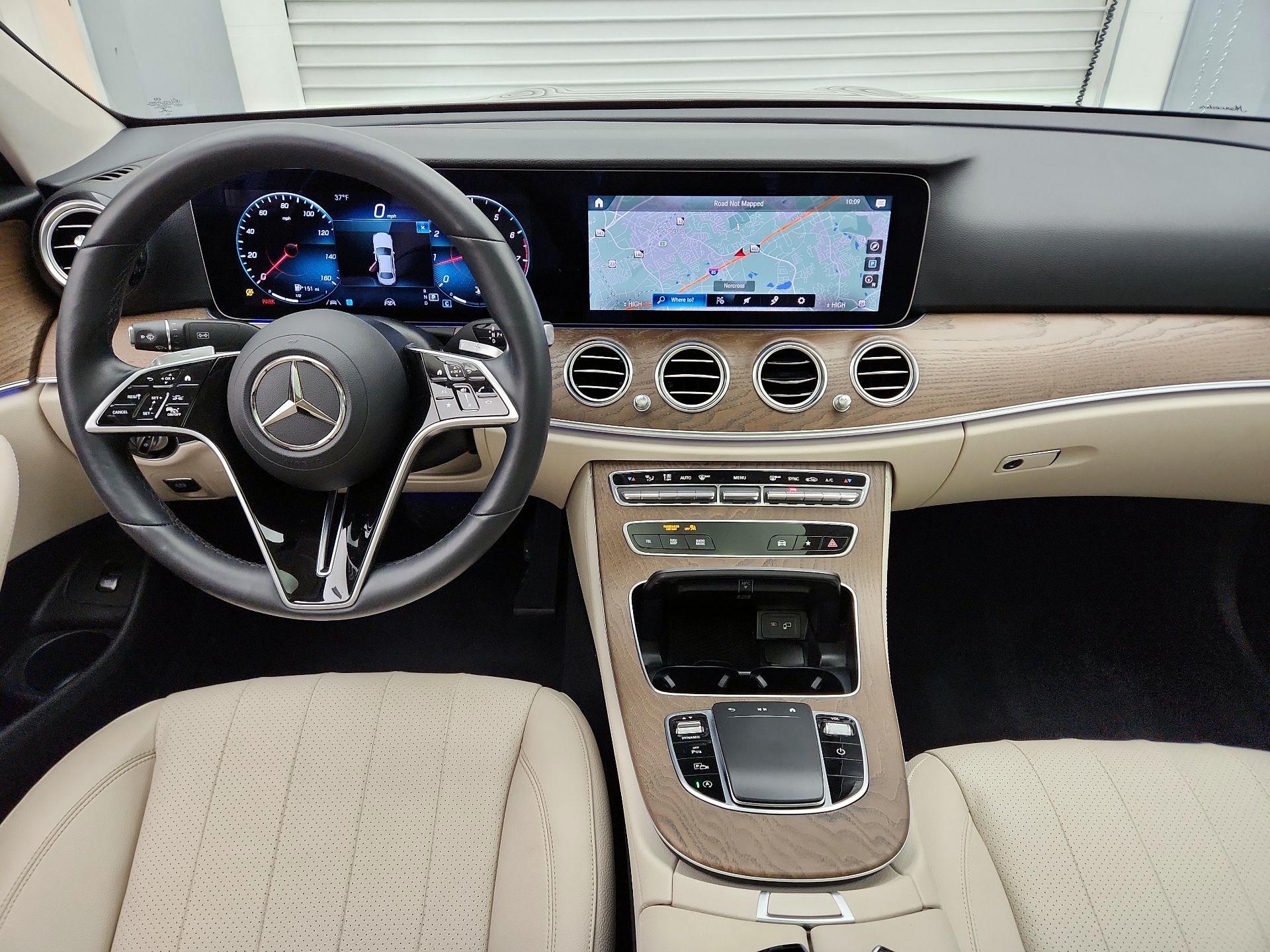 Thumbnail: 2022 Mercedes-Benz E-Class - 9