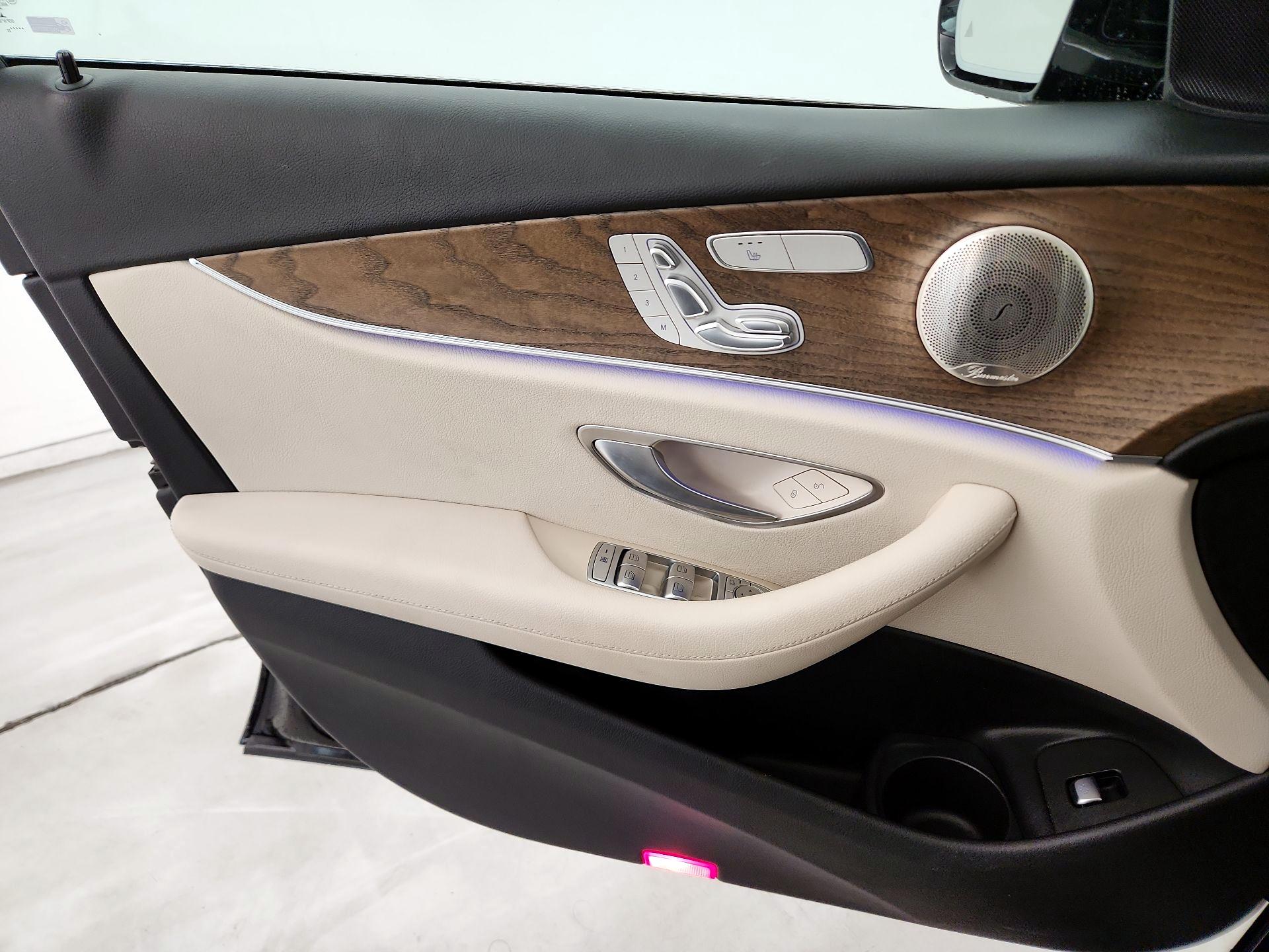 Thumbnail: 2022 Mercedes-Benz E-Class - 12