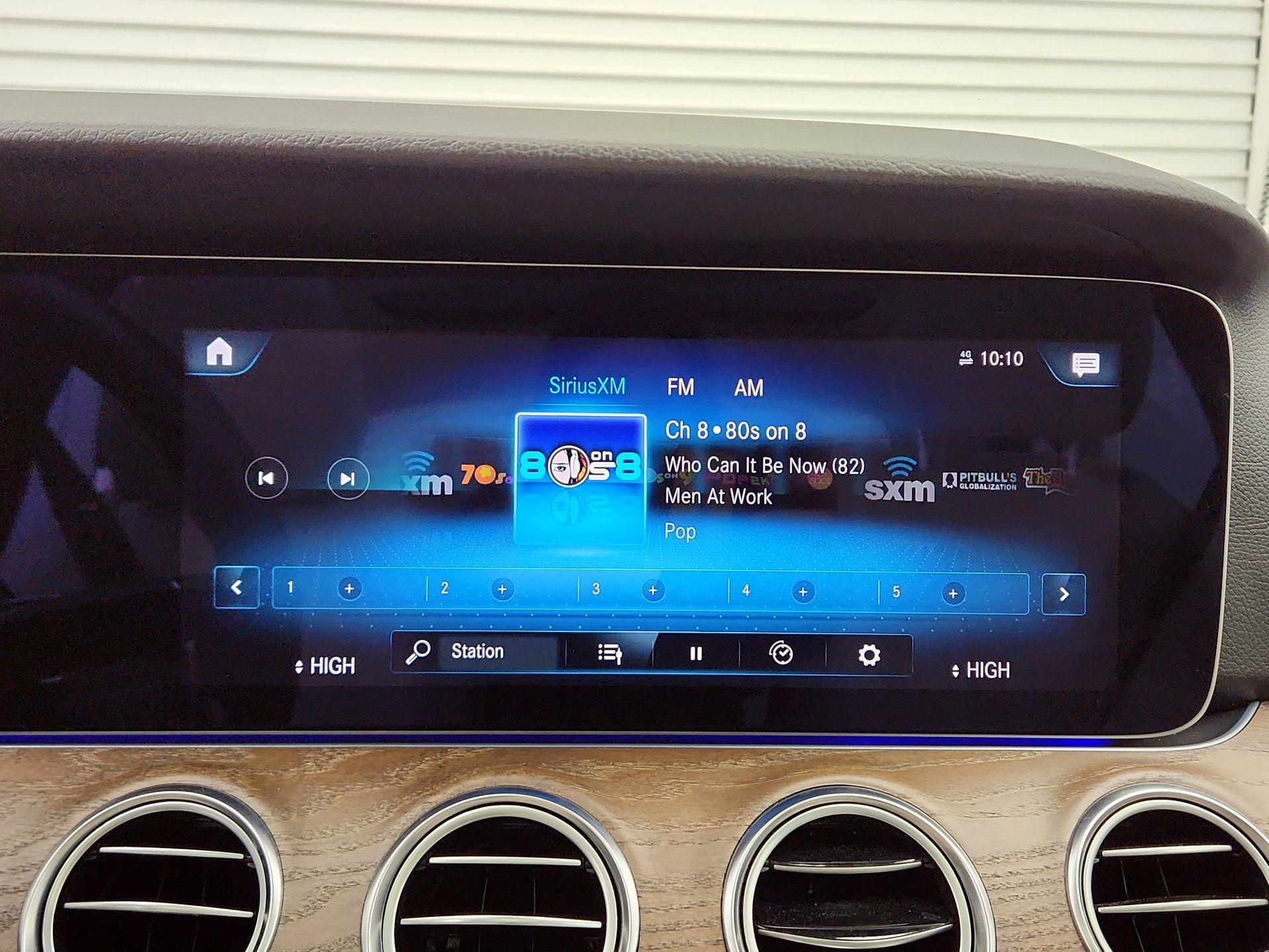 Thumbnail: 2022 Mercedes-Benz E-Class - 16