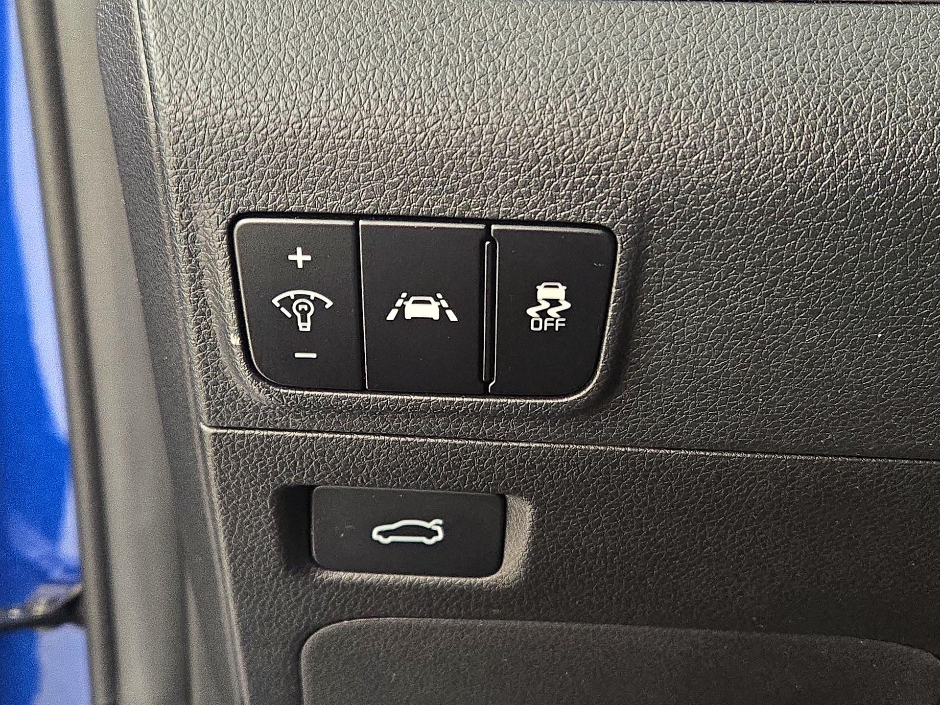 Thumbnail: 2023 Kia K5 - 13