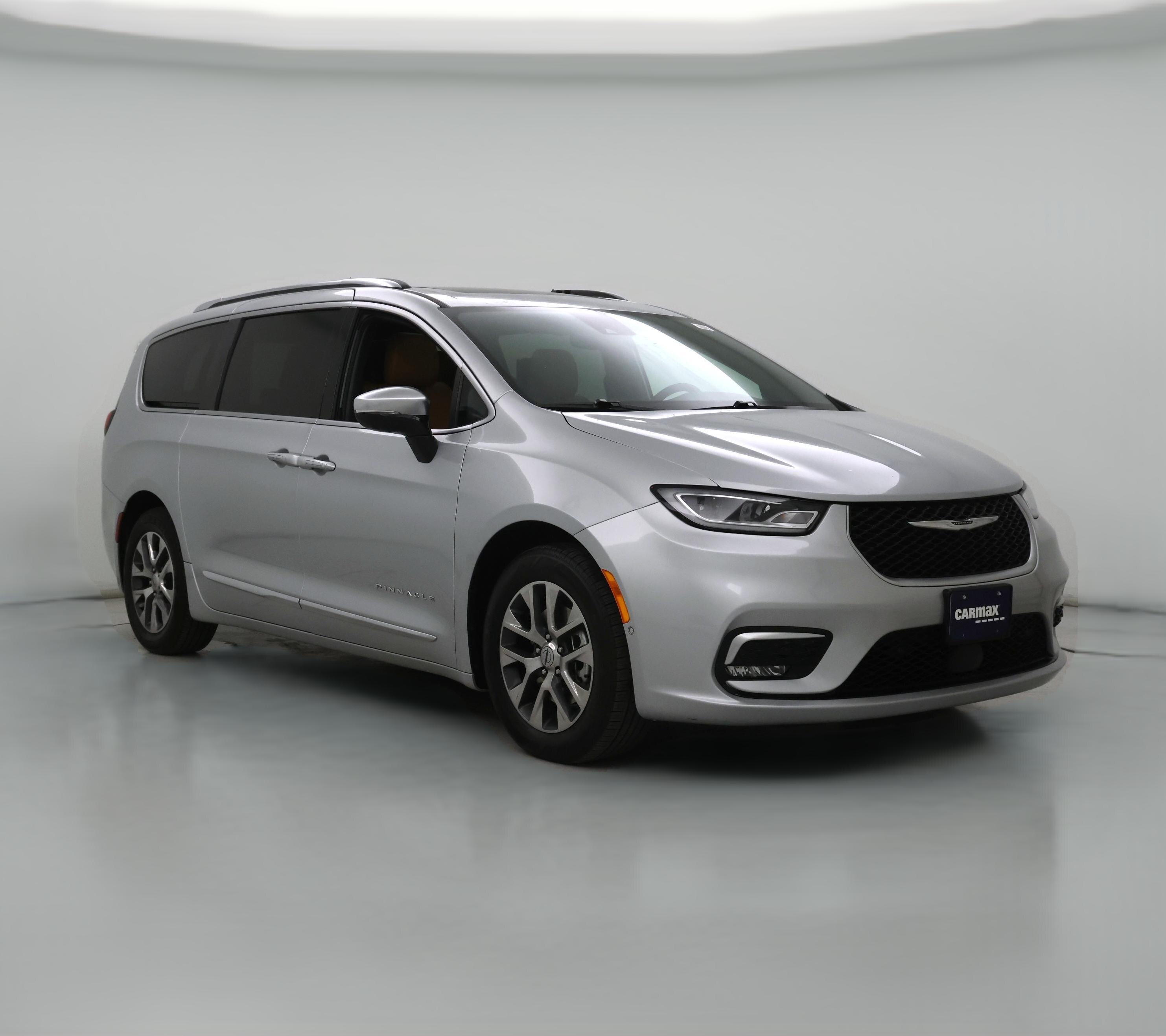 Thumbnail: 2023 Chrysler Pacifica - 1