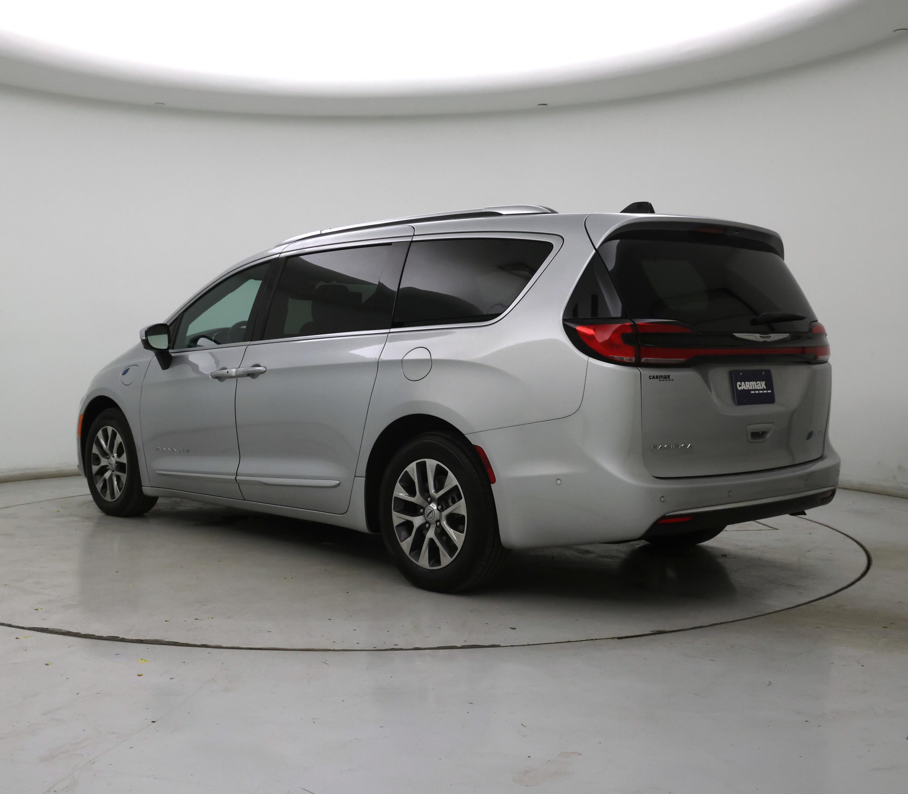 Thumbnail: 2023 Chrysler Pacifica - 2