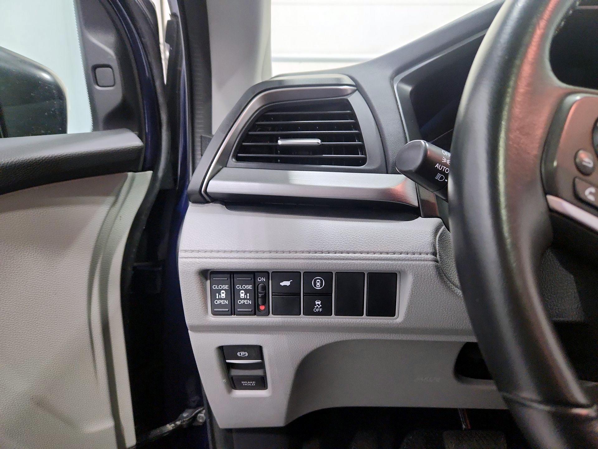 Thumbnail: 2023 Honda Odyssey - 13