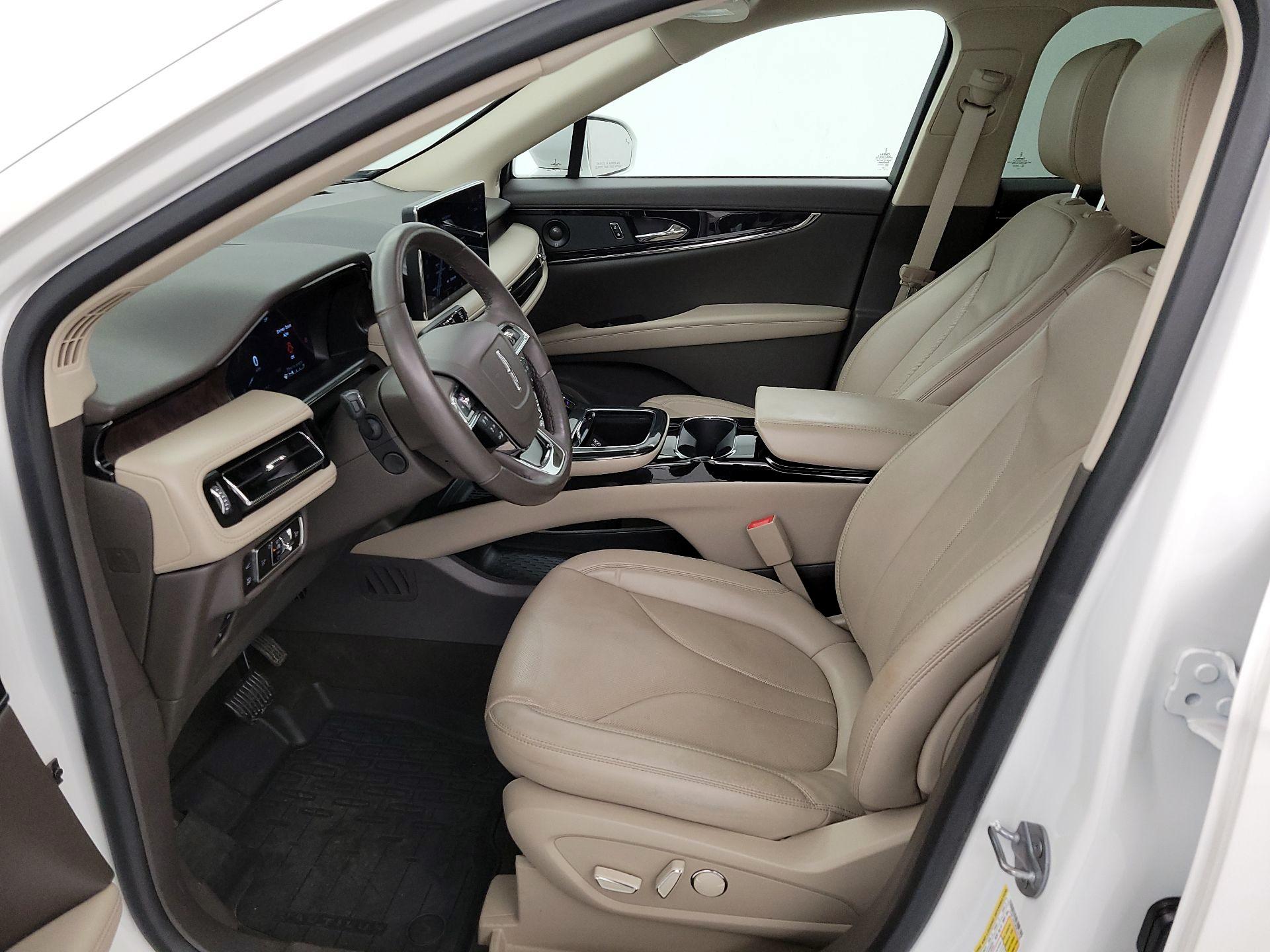 Thumbnail: 2023 Lincoln Nautilus - 11