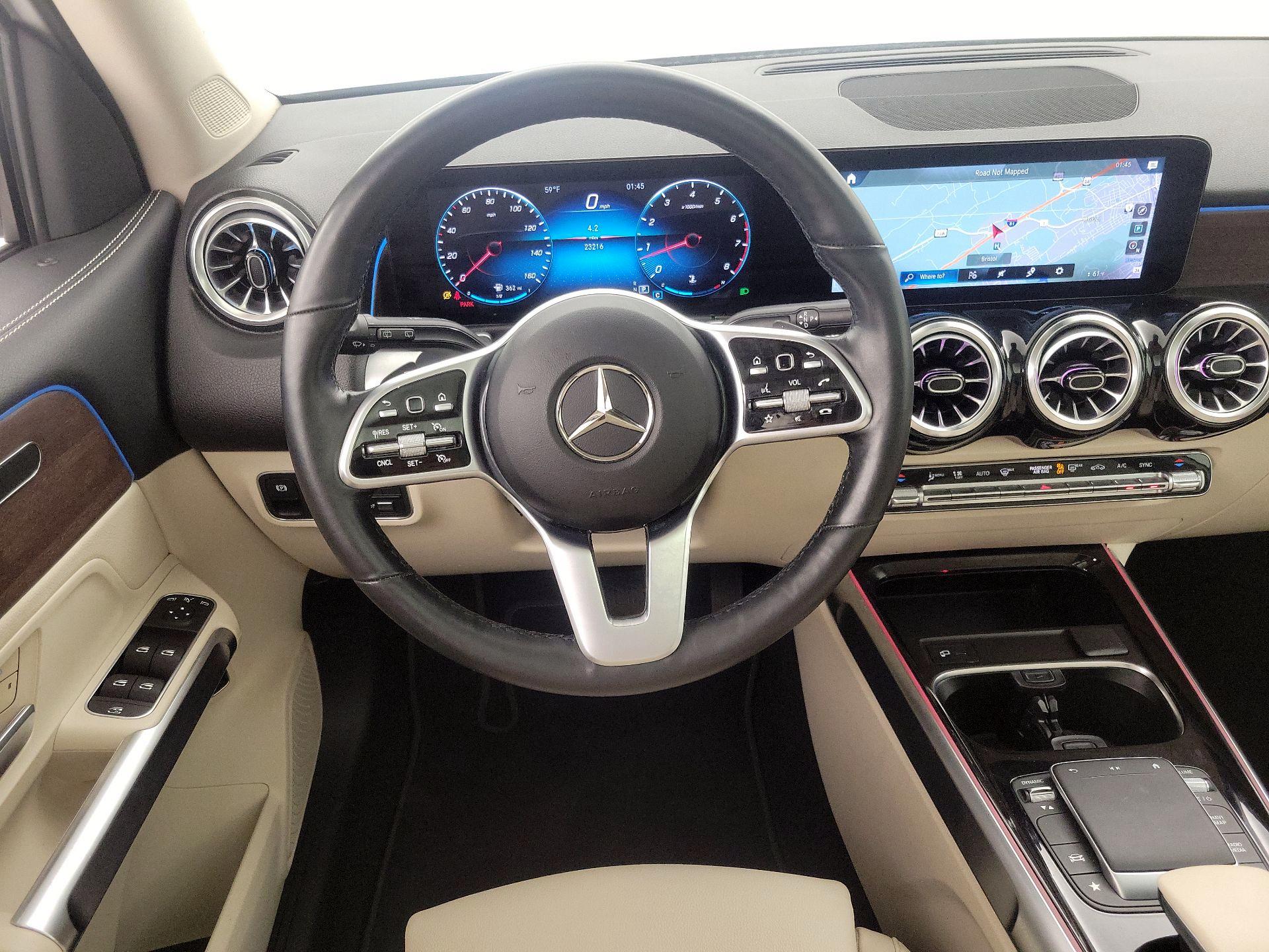 Thumbnail: 2022 Mercedes-Benz GLB - 10