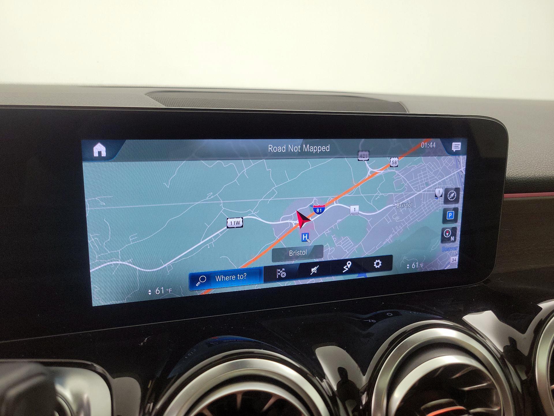 Thumbnail: 2022 Mercedes-Benz GLB - 14