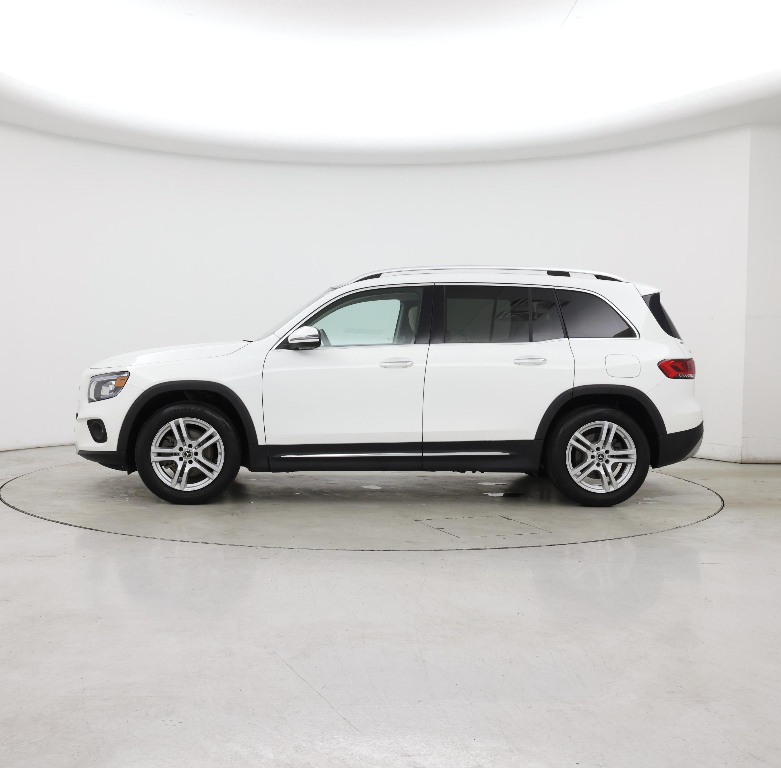 Thumbnail: 2022 Mercedes-Benz GLB - 3