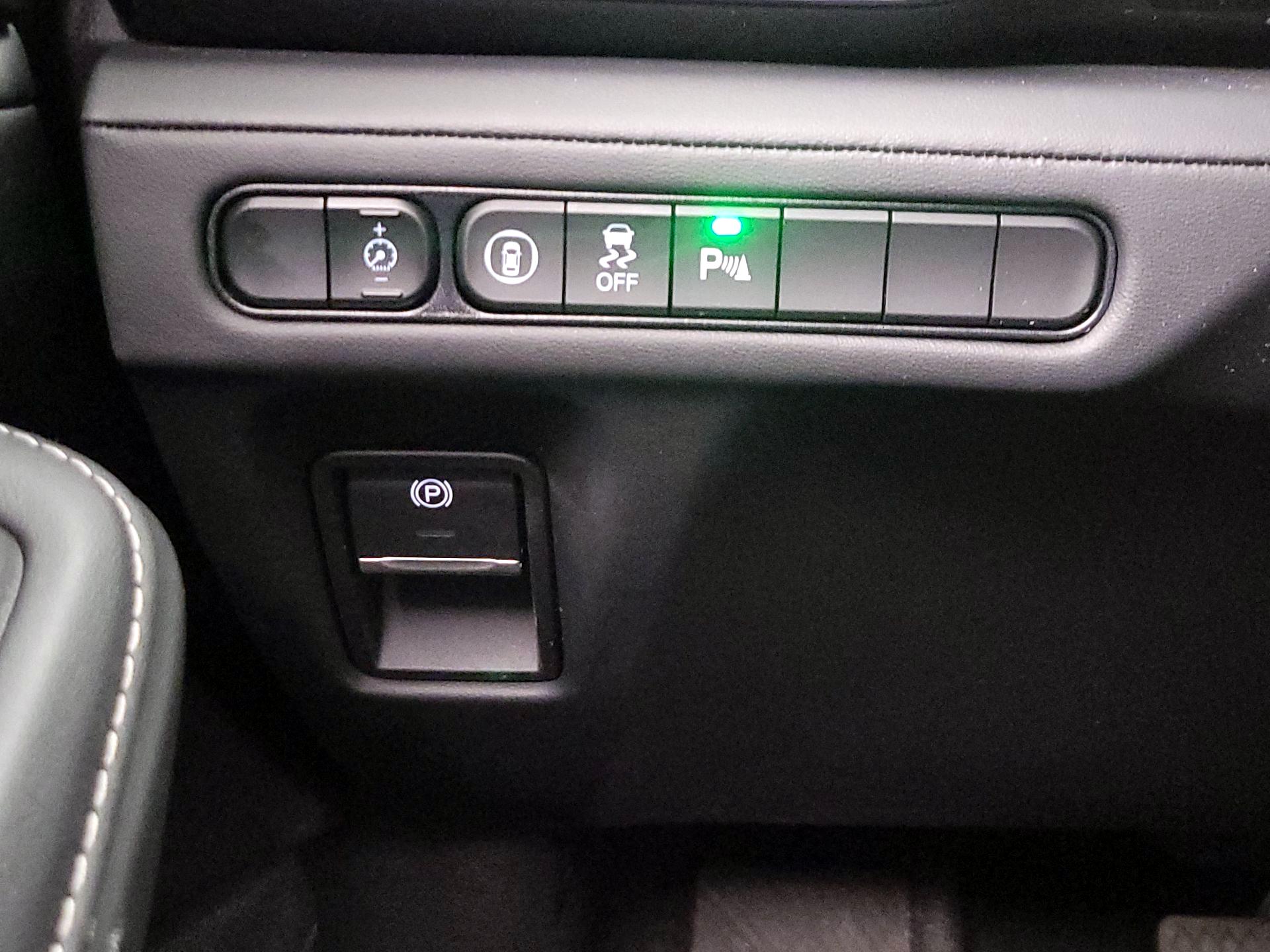 Thumbnail: 2023 Acura MDX - 13