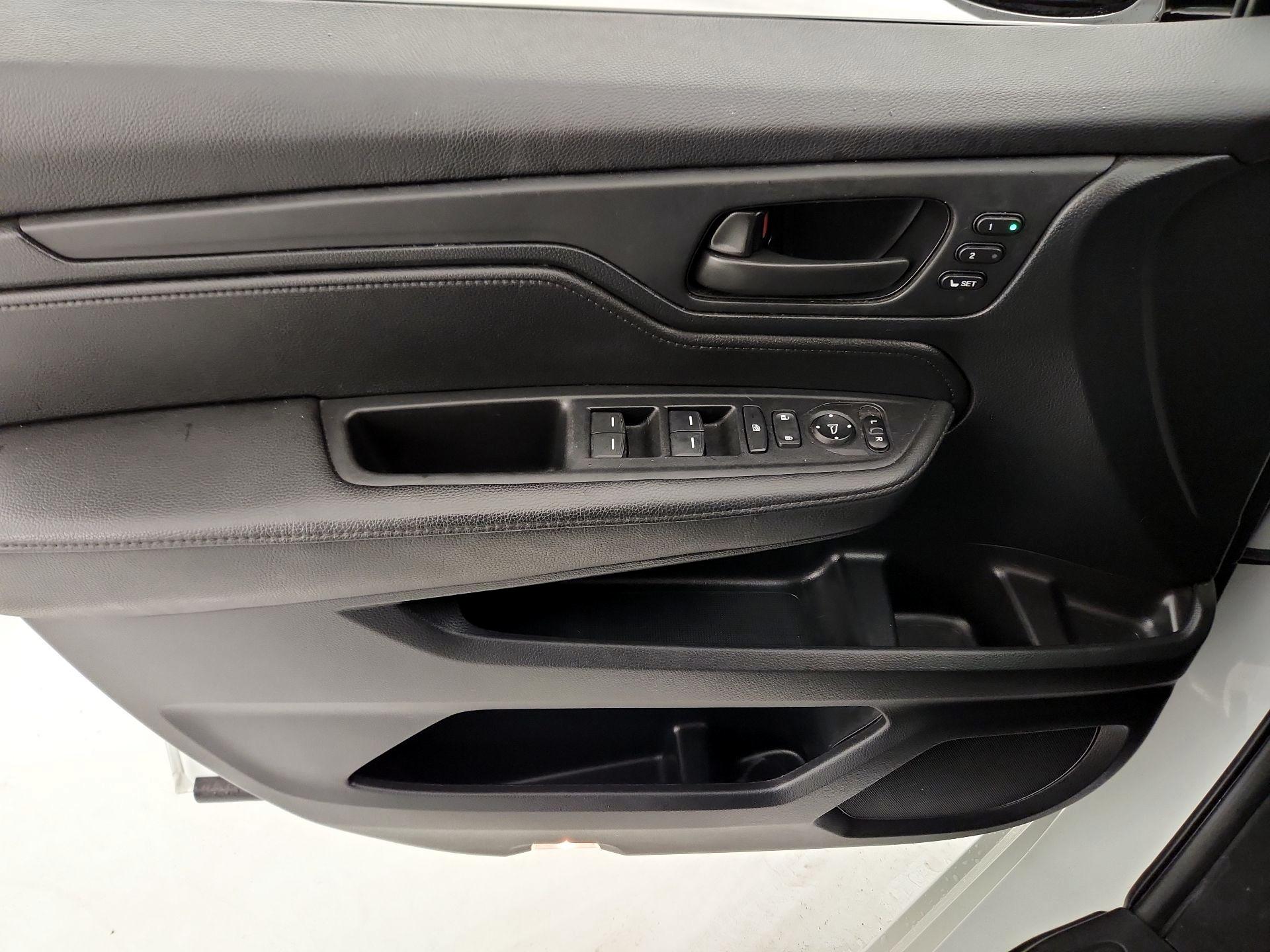 Thumbnail: 2023 Honda Odyssey - 12