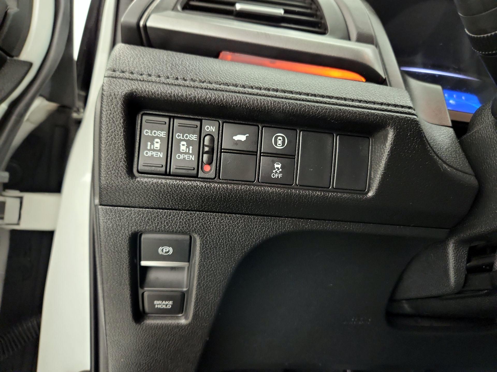 Thumbnail: 2023 Honda Odyssey - 13