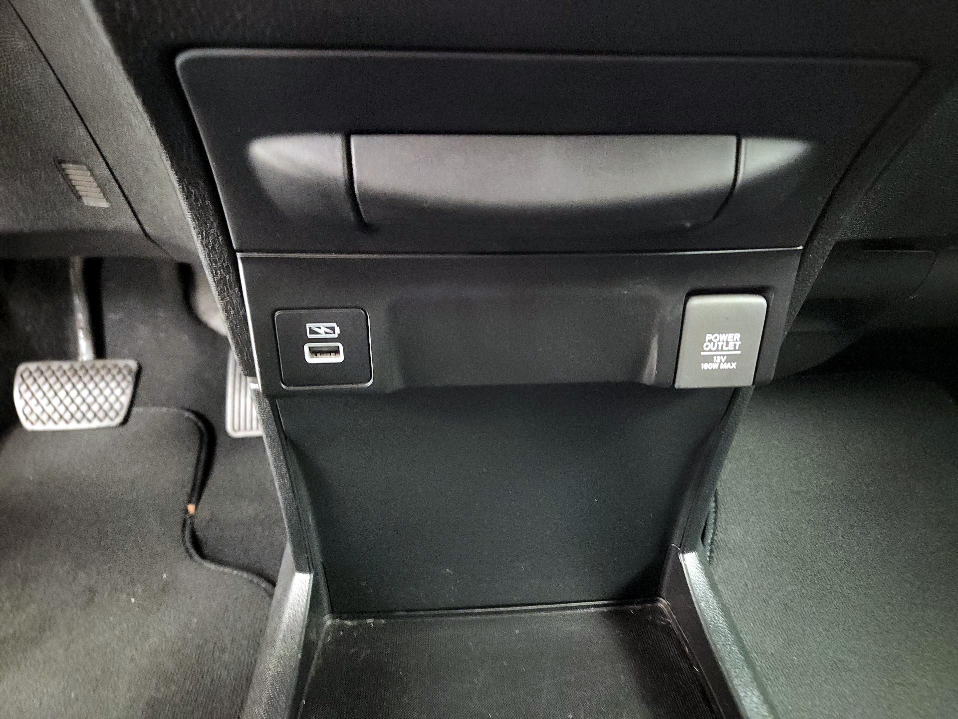 Thumbnail: 2023 Honda Odyssey - 18