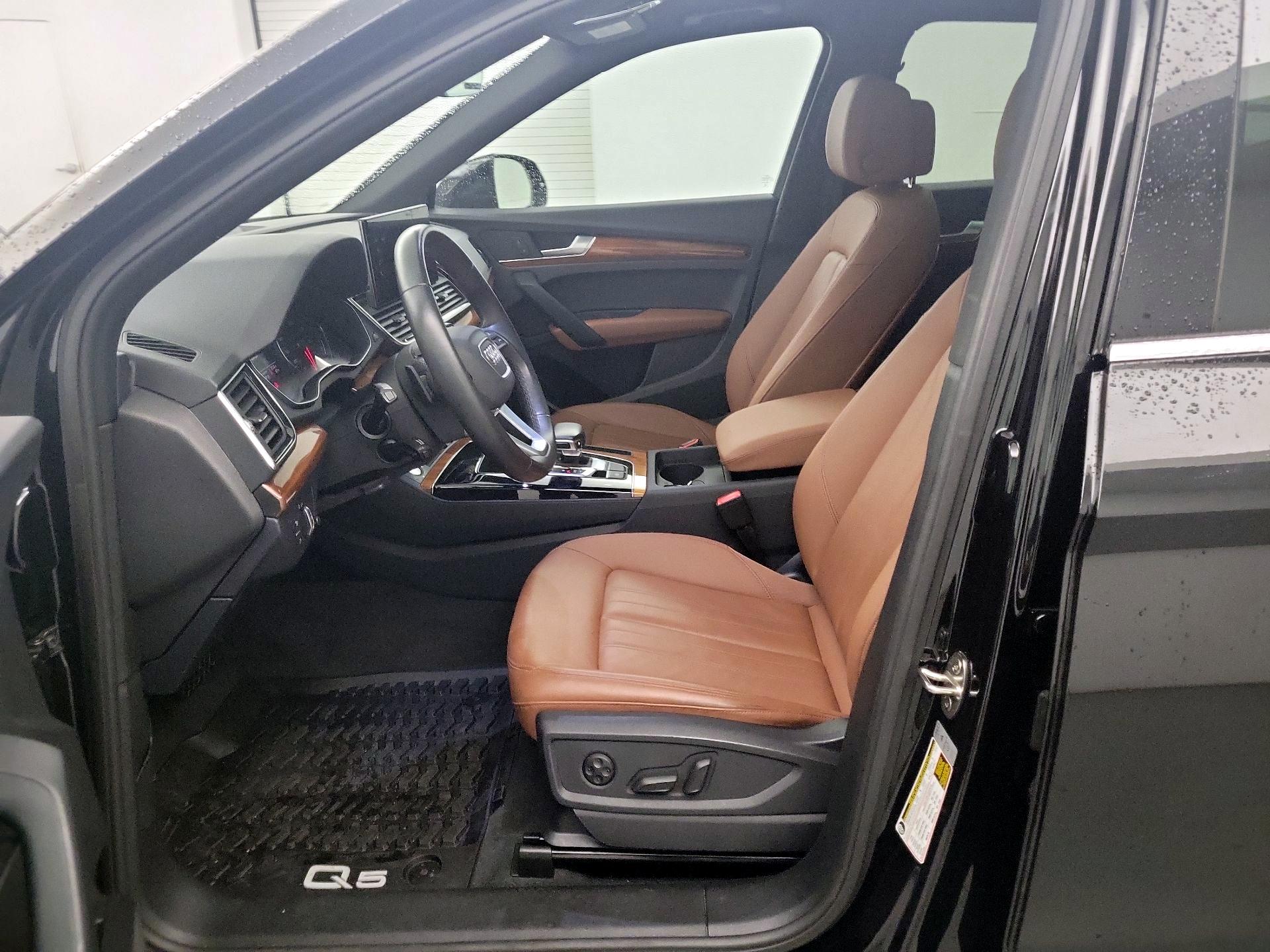 Thumbnail: 2023 Audi Q5 - 9