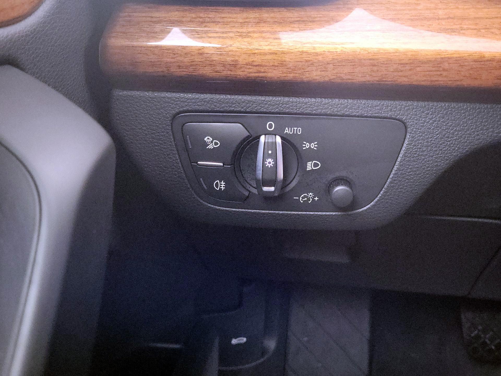 Thumbnail: 2023 Audi Q5 - 11