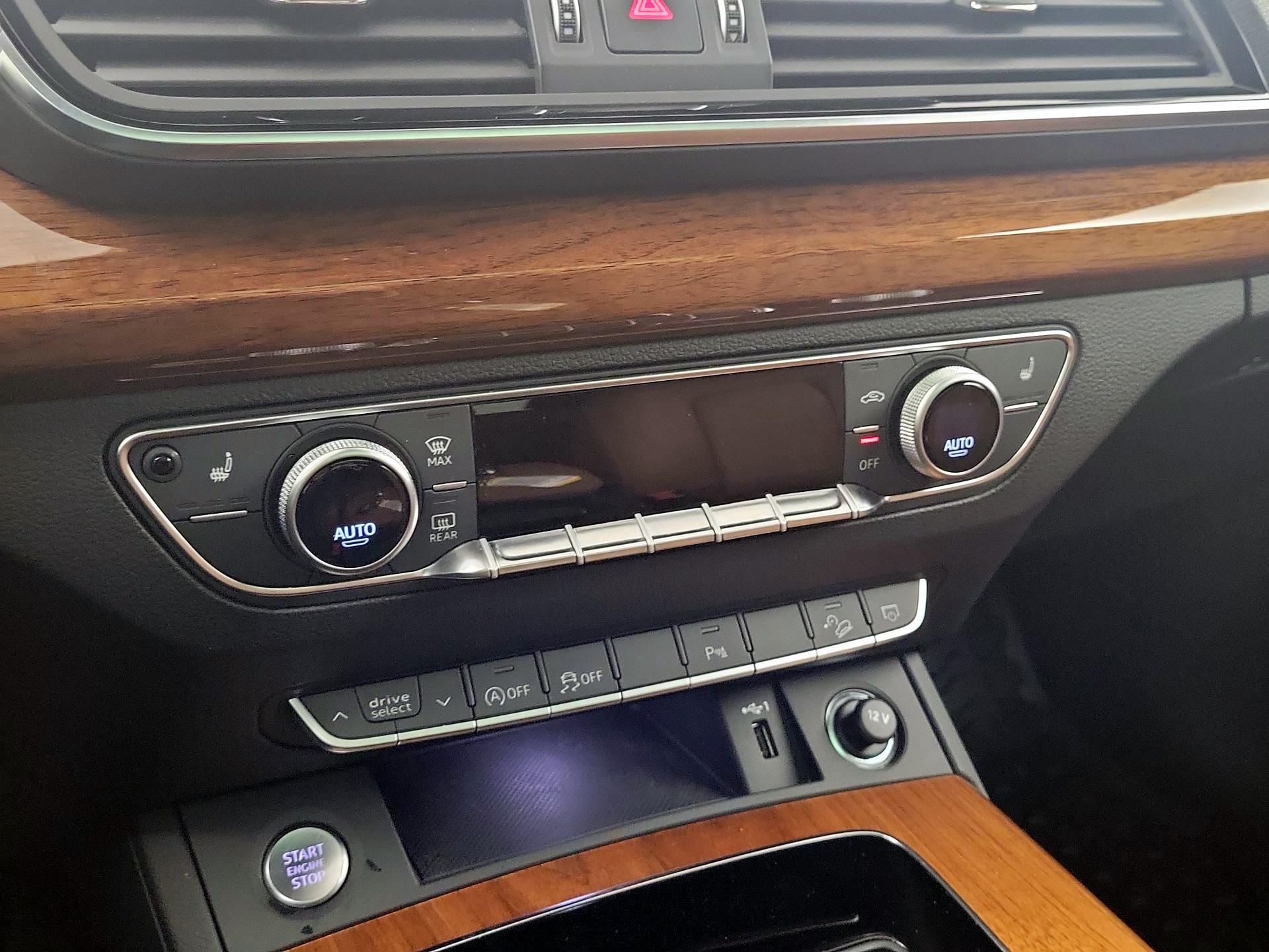 Thumbnail: 2023 Audi Q5 - 14