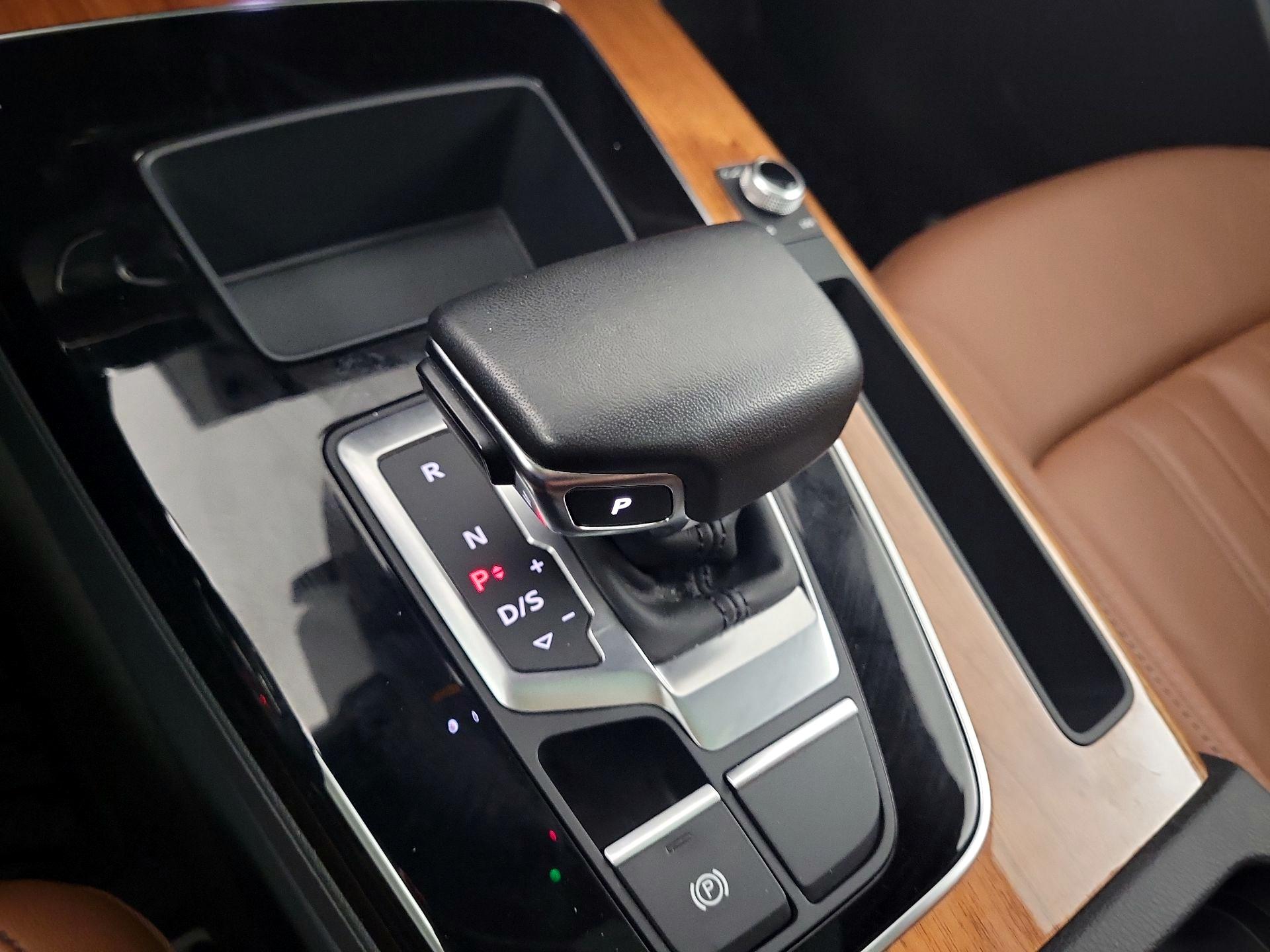 Thumbnail: 2023 Audi Q5 - 15