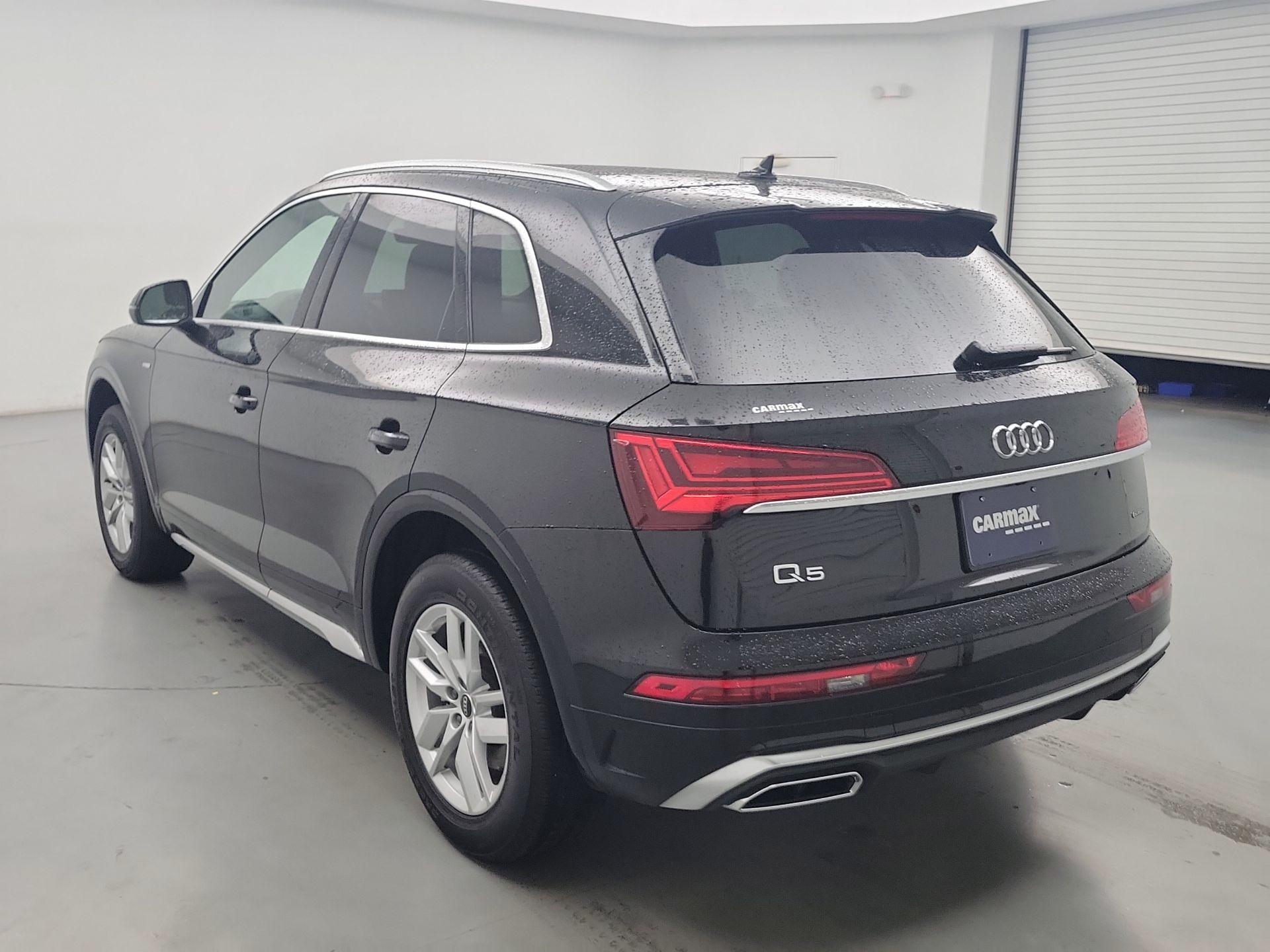 Thumbnail: 2023 Audi Q5 - 7
