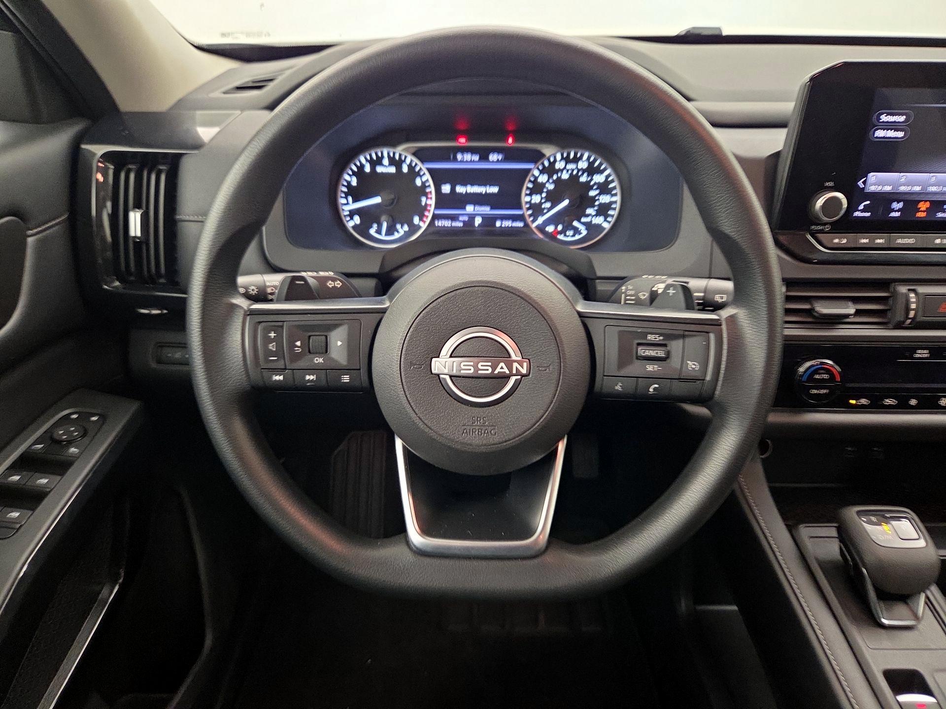 Thumbnail: 2024 Nissan Pathfinder - 10