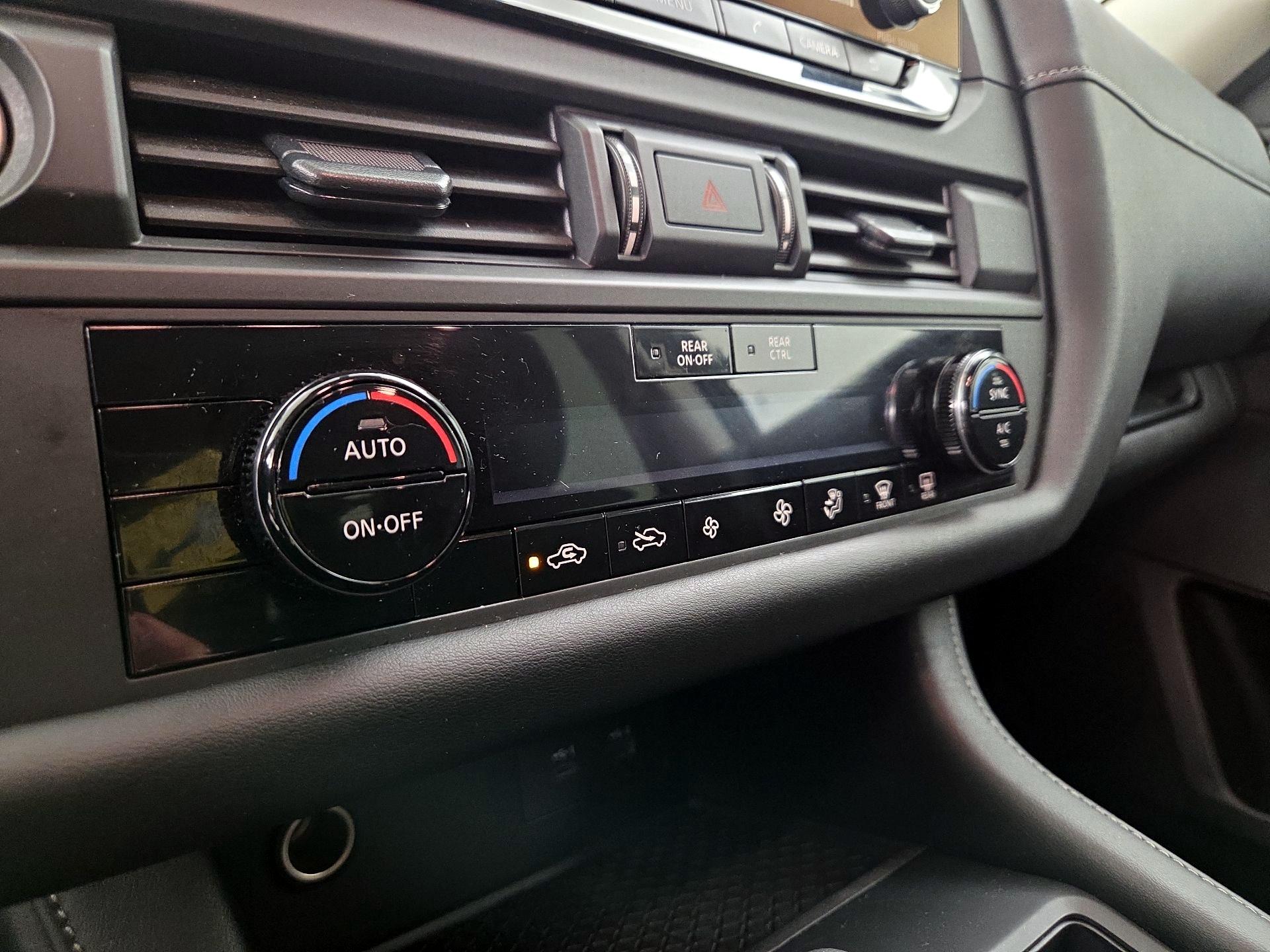 Thumbnail: 2024 Nissan Pathfinder - 16