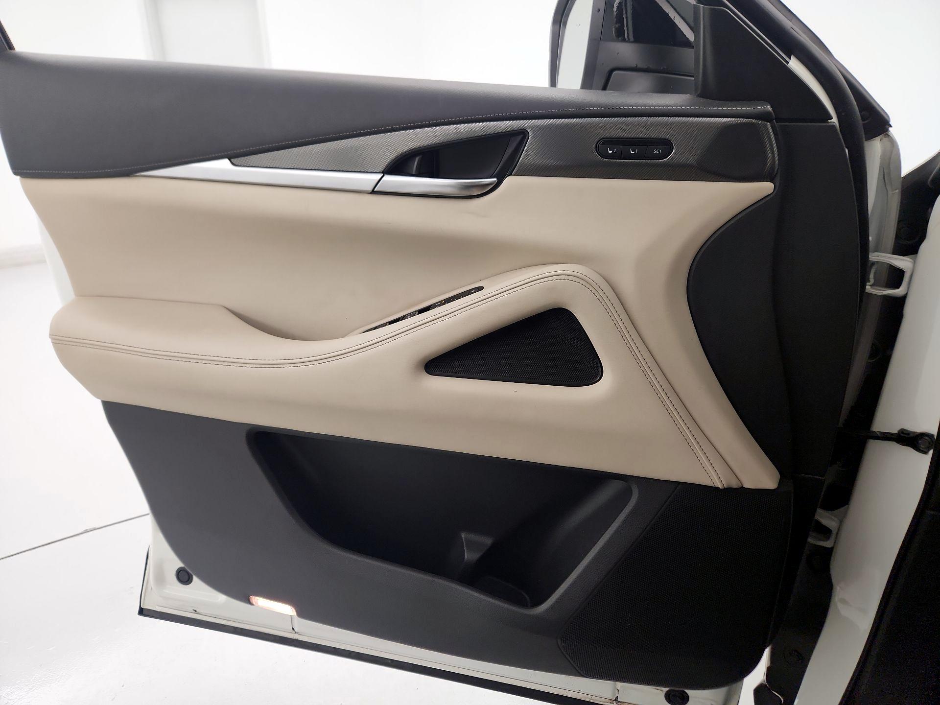 Thumbnail: 2023 INFINITI QX60 - 12