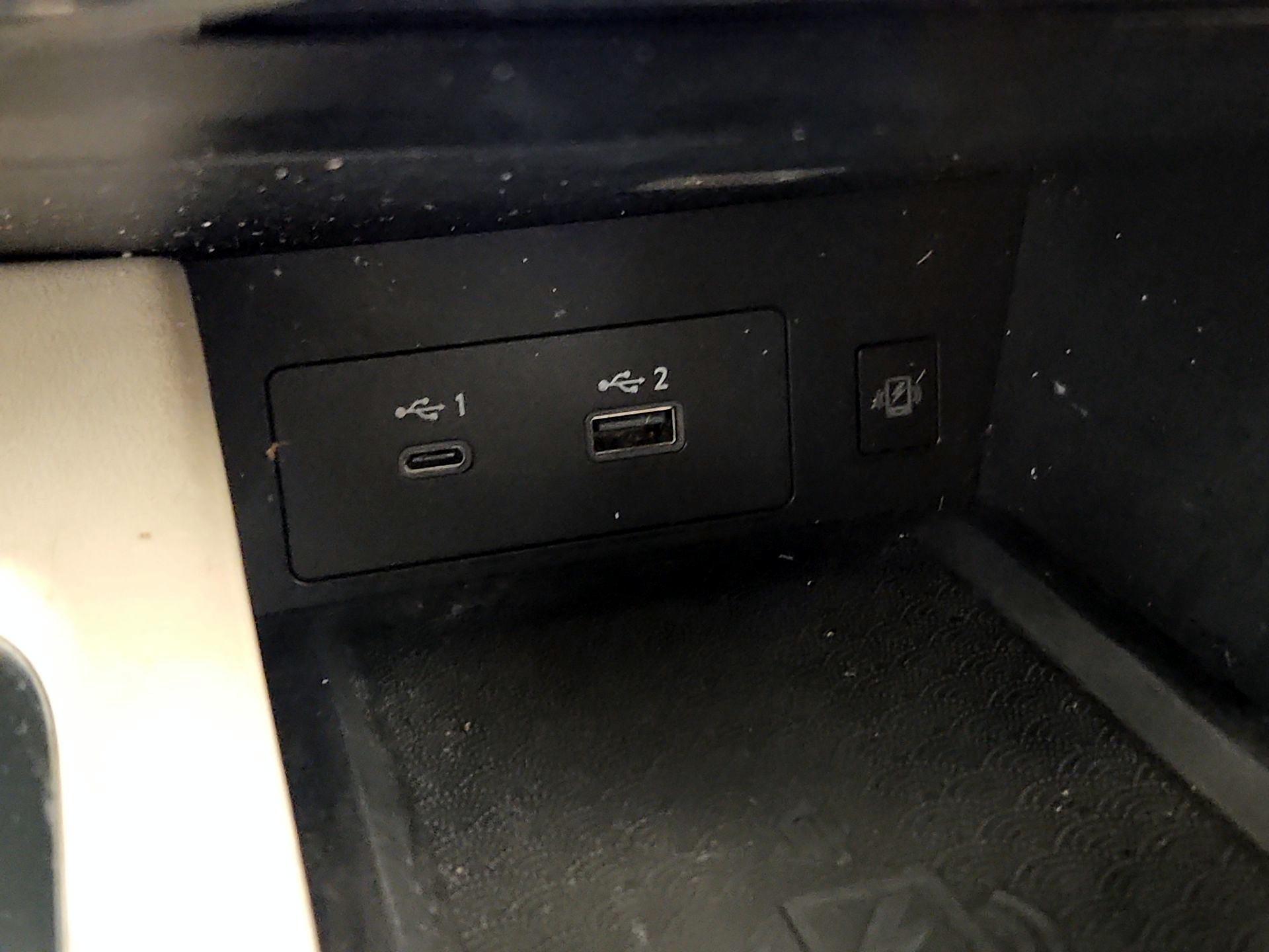 Thumbnail: 2023 INFINITI QX60 - 18