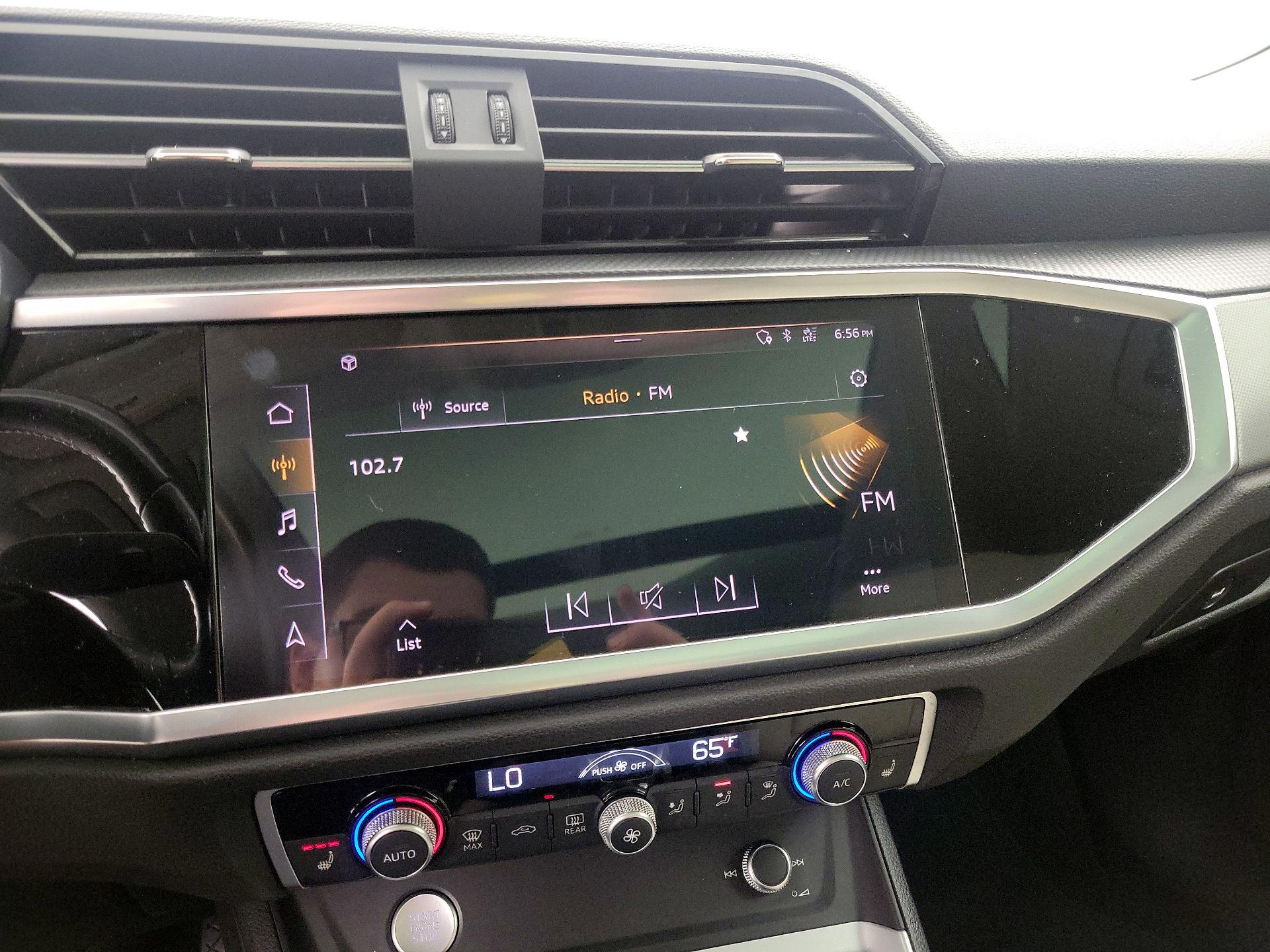 Thumbnail: 2020 Audi Q3 - 16