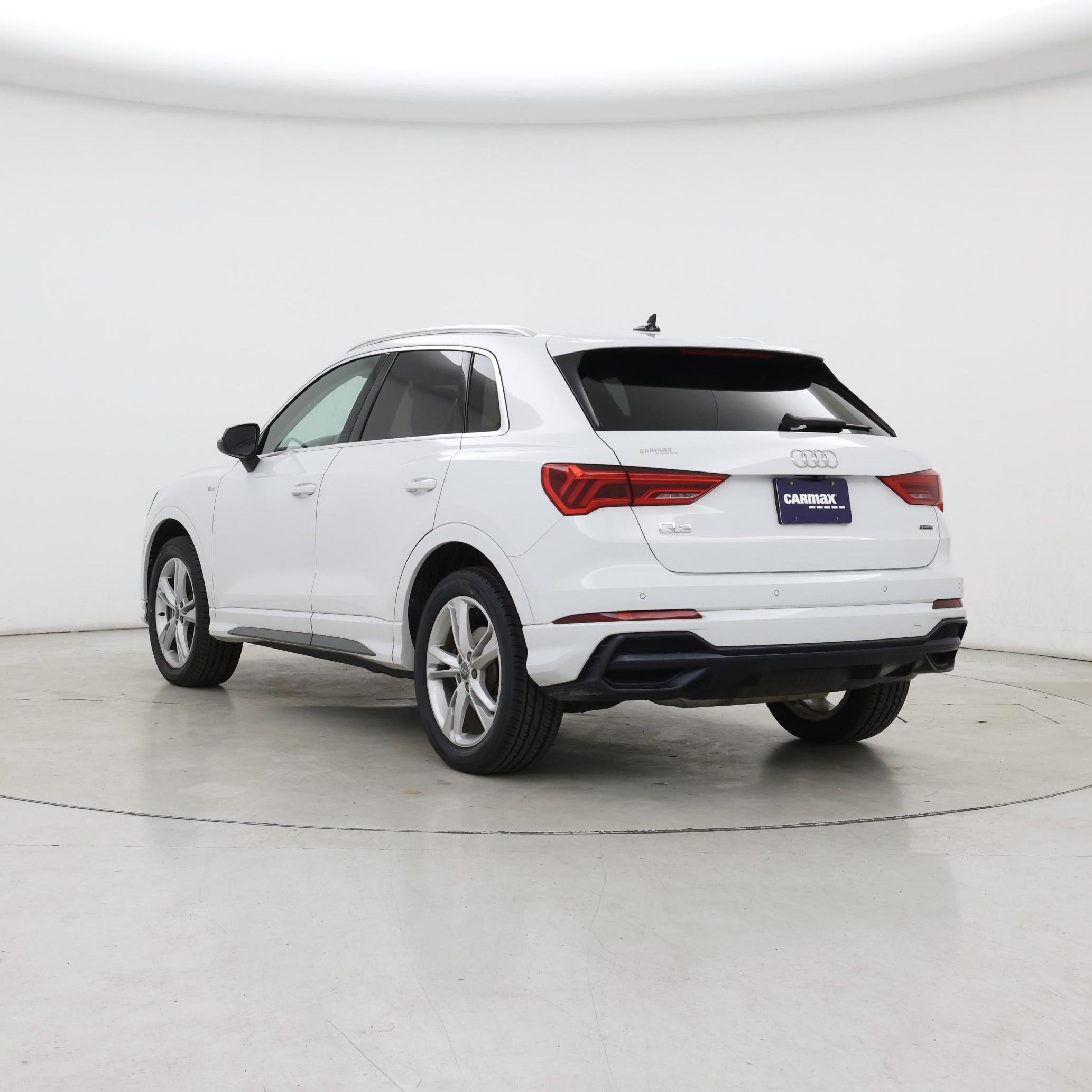 Thumbnail: 2020 Audi Q3 - 2