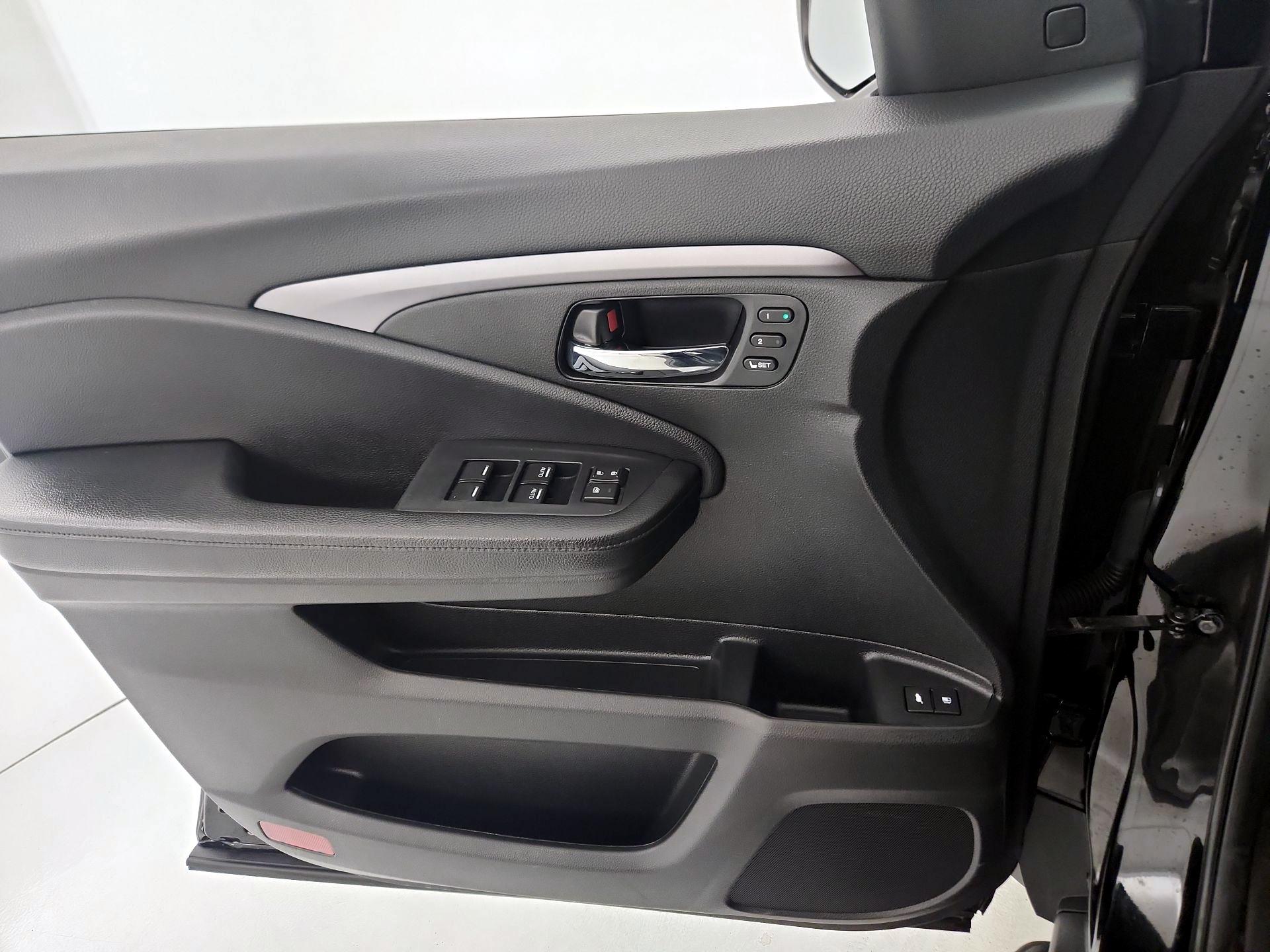 Thumbnail: 2022 Honda Pilot - 12