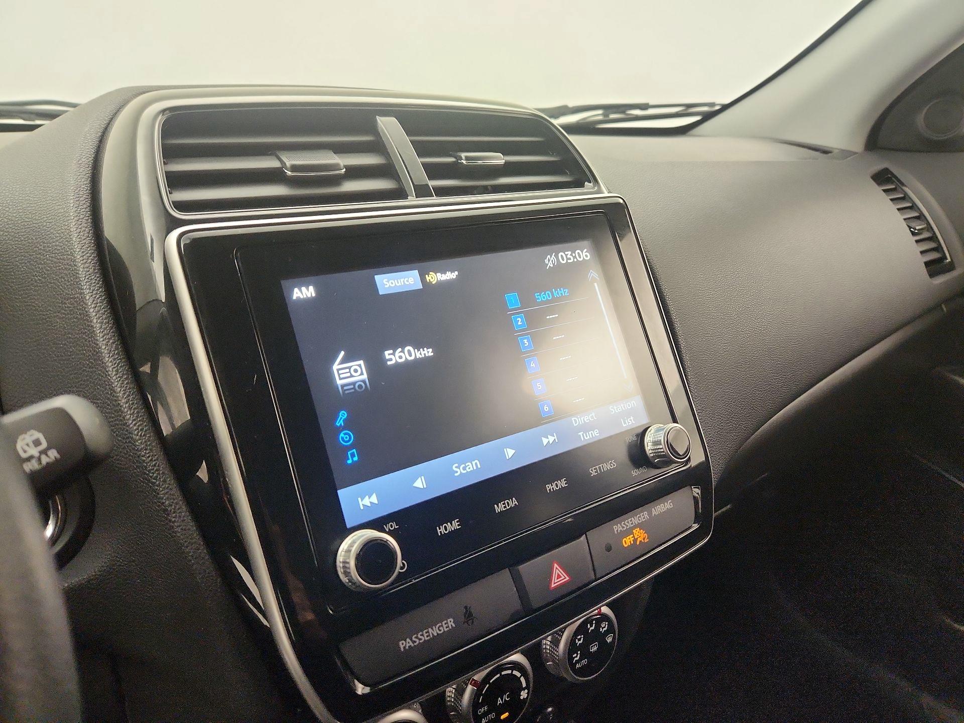 Thumbnail: 2024 Mitsubishi Outlander Sport - 15