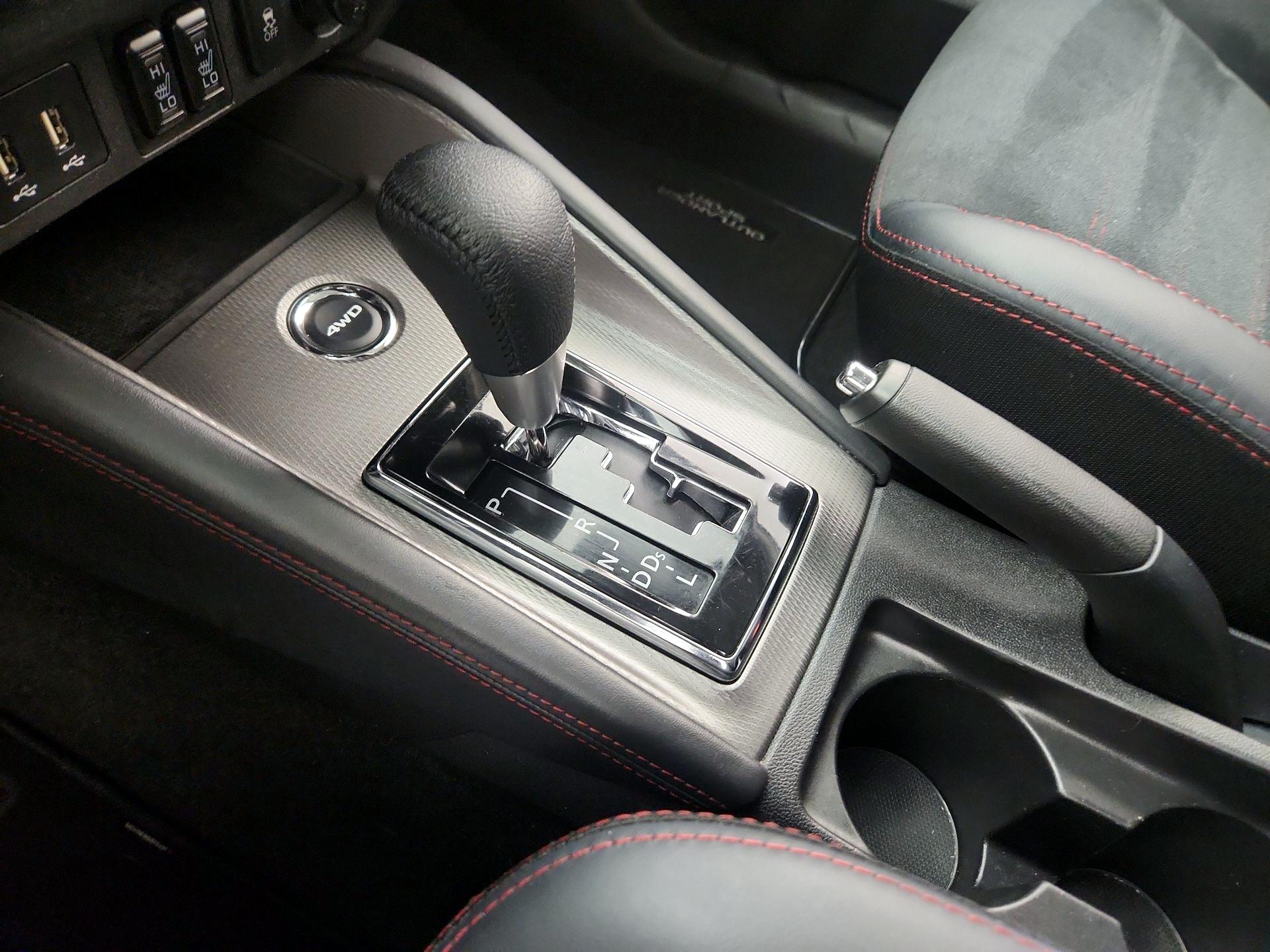 Thumbnail: 2024 Mitsubishi Outlander Sport - 17