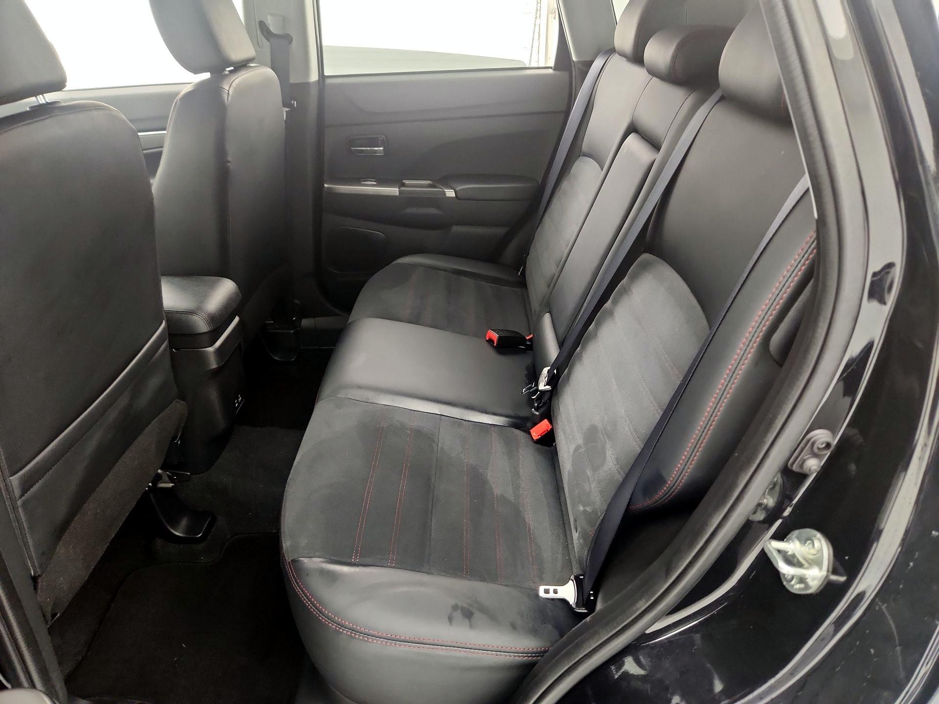 Thumbnail: 2024 Mitsubishi Outlander Sport - 19