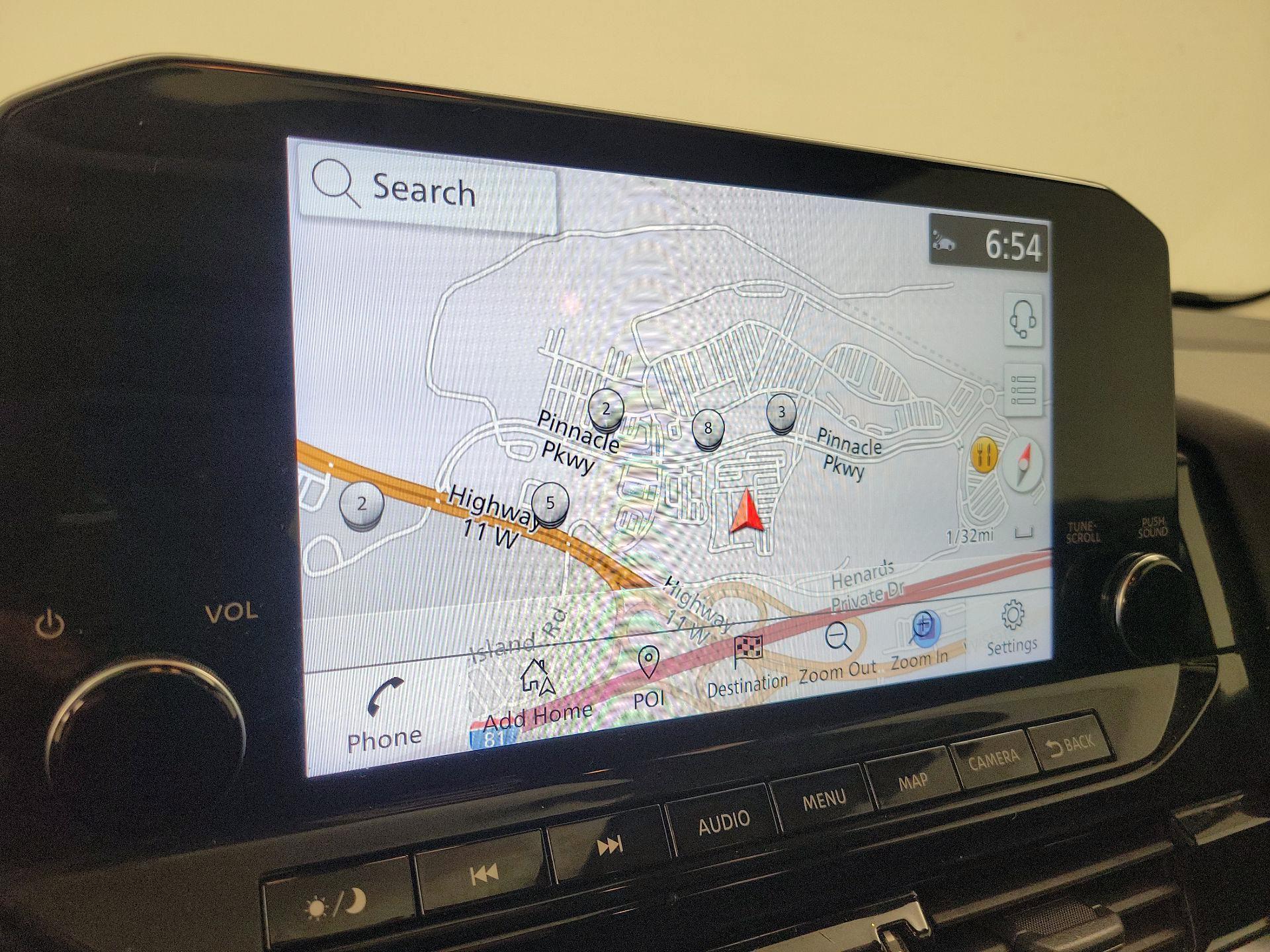 Thumbnail: 2023 Nissan Pathfinder - 14