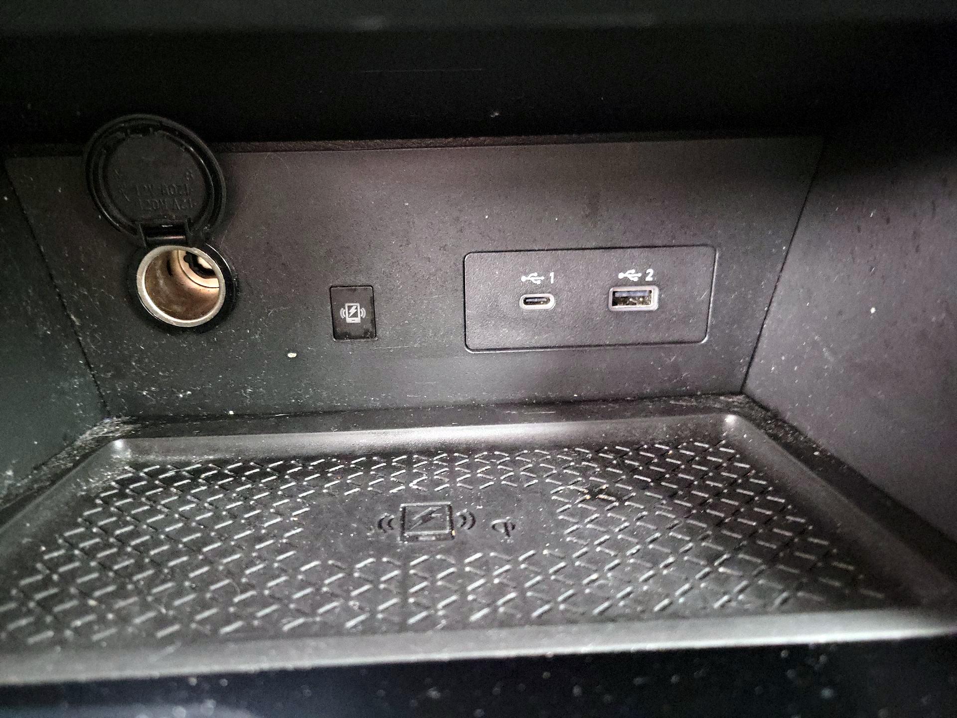 Thumbnail: 2023 Nissan Pathfinder - 19