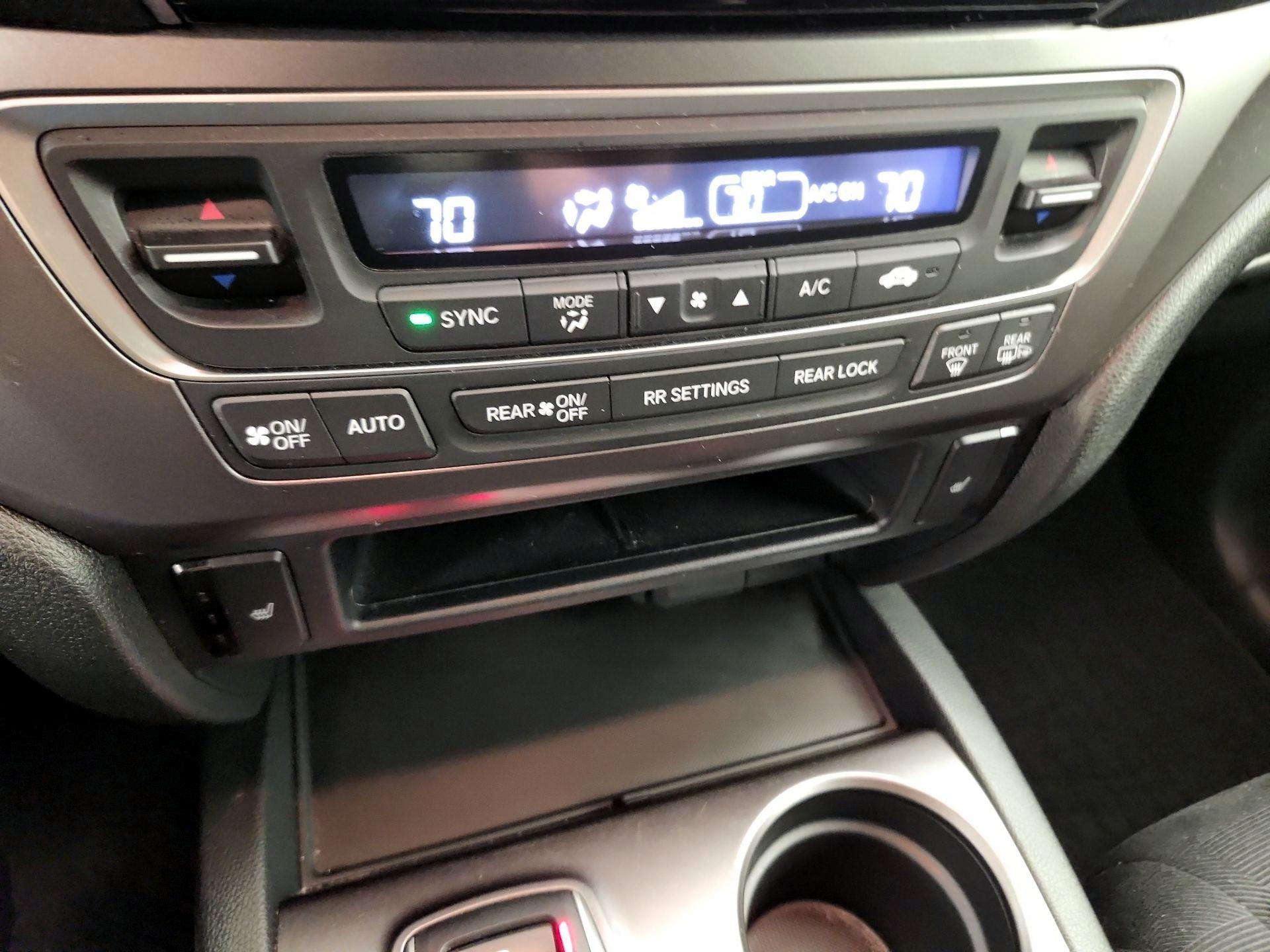 Thumbnail: 2022 Honda Pilot - 16