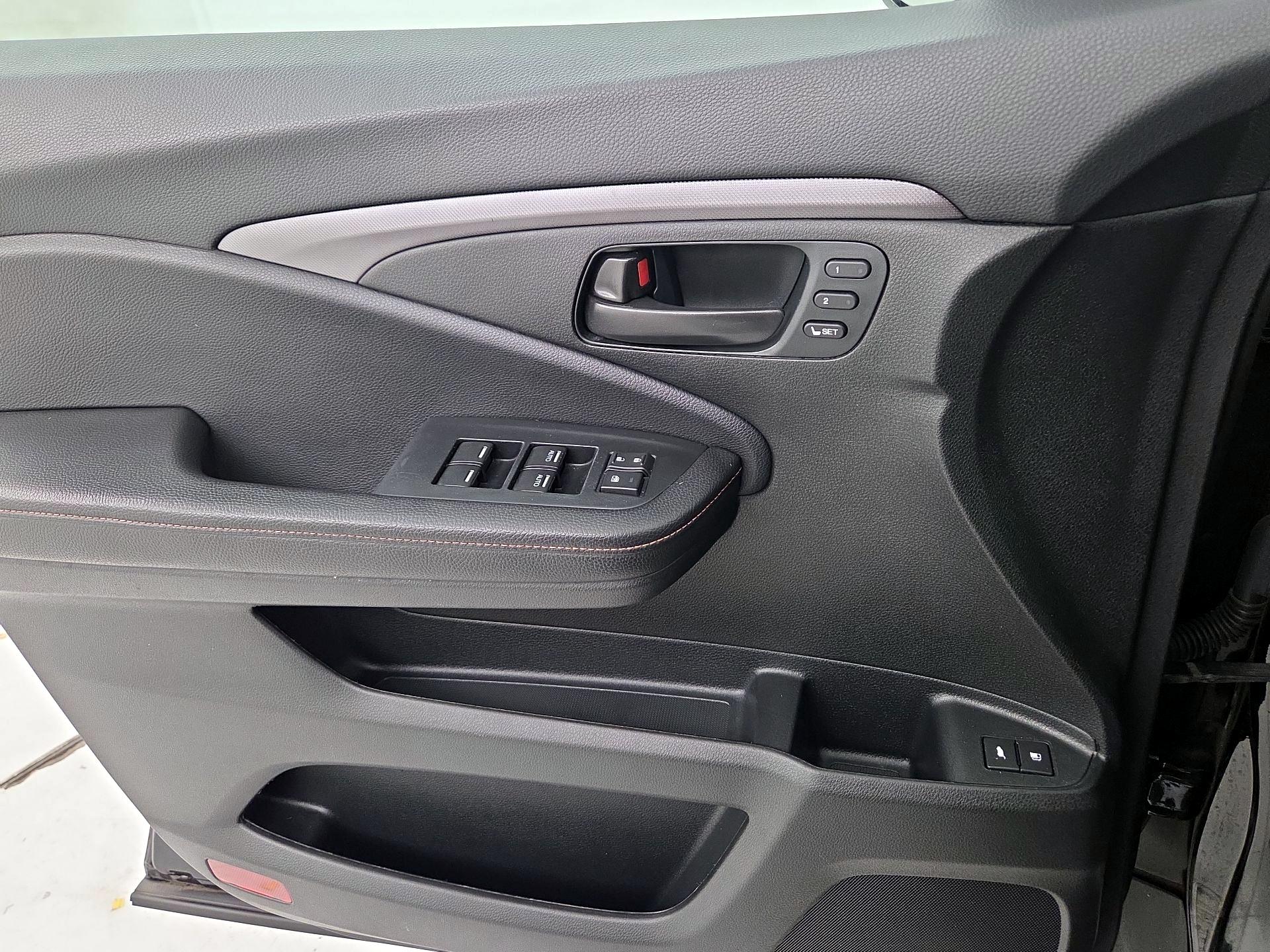 Thumbnail: 2022 Honda Pilot - 12