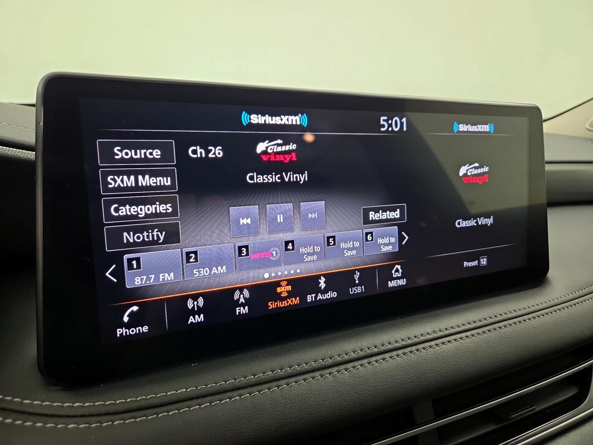 Thumbnail: 2023 INFINITI QX60 - 16