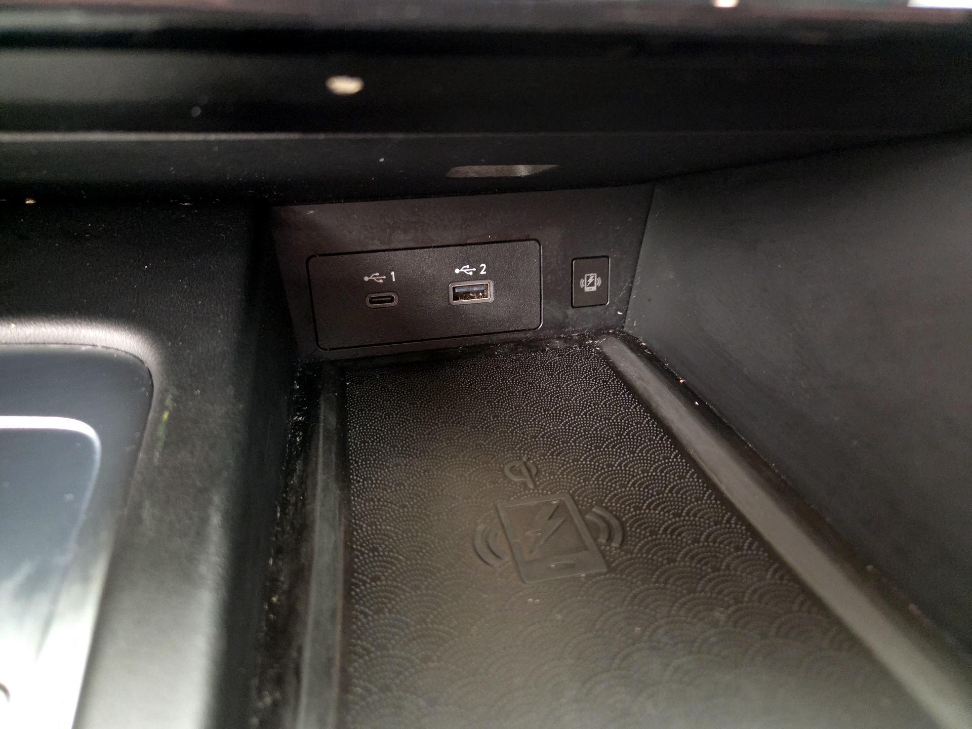 Thumbnail: 2023 INFINITI QX60 - 19