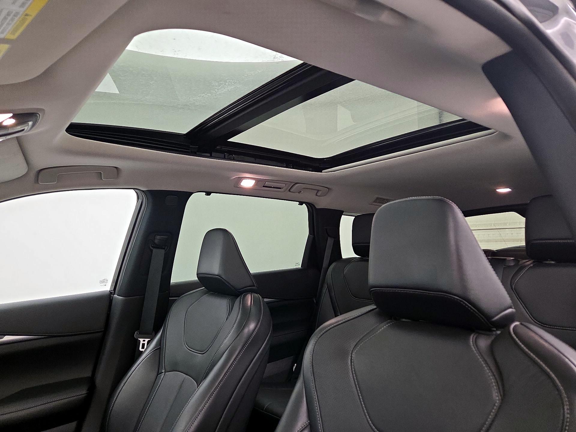 Thumbnail: 2023 INFINITI QX60 - 20