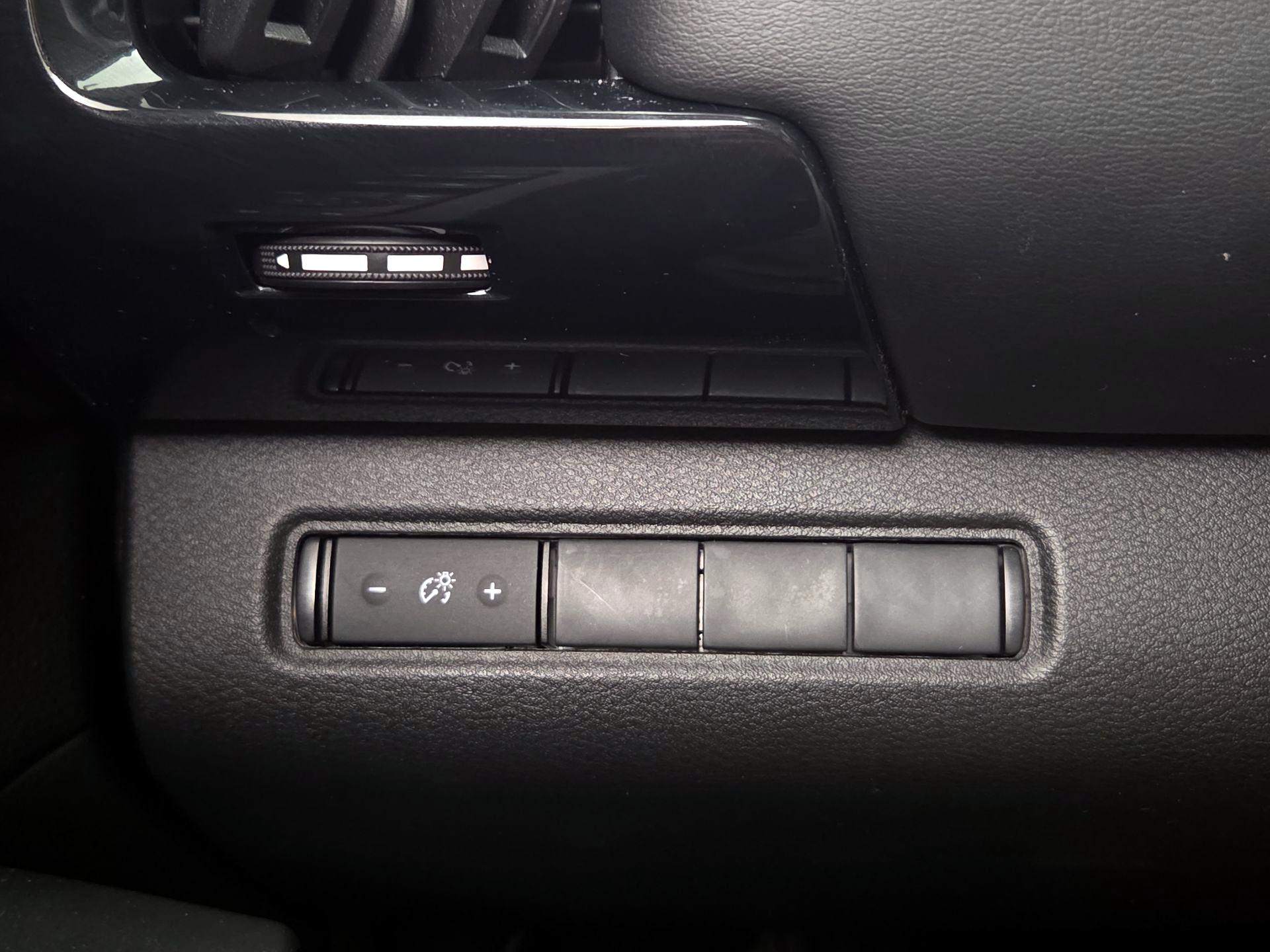 Thumbnail: 2023 Nissan Pathfinder - 13