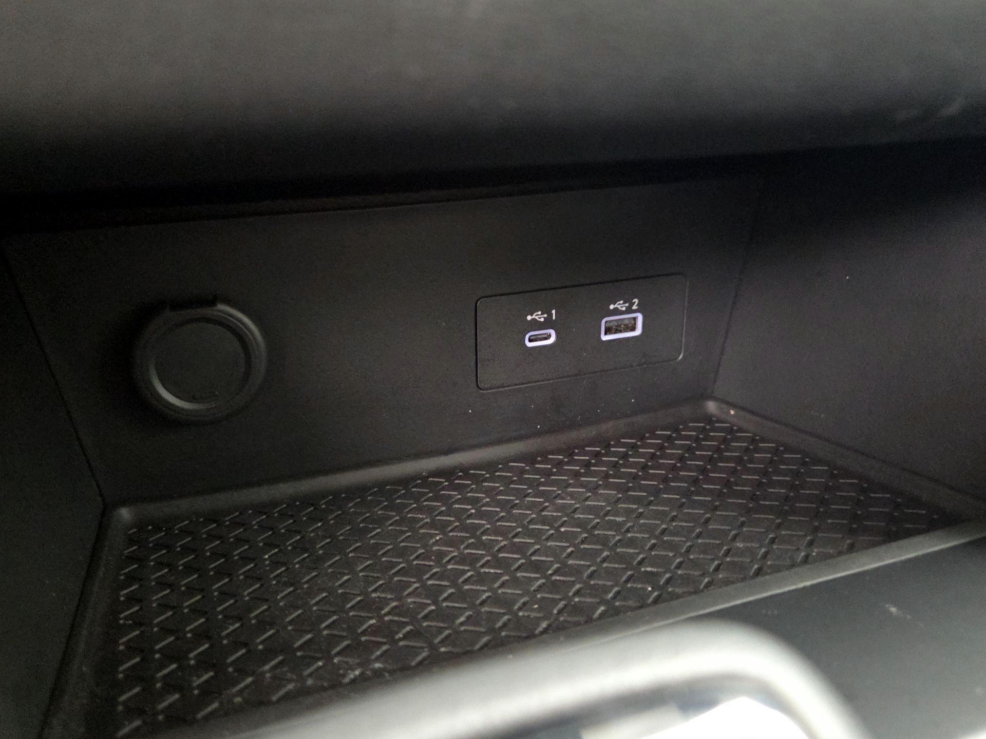 Thumbnail: 2023 Nissan Pathfinder - 18